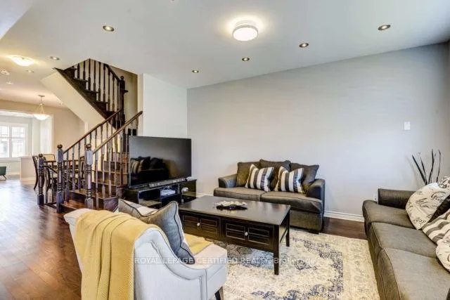 Photo 4 of 1506 Clitherow Street, Milton, Ford — HOMEH
