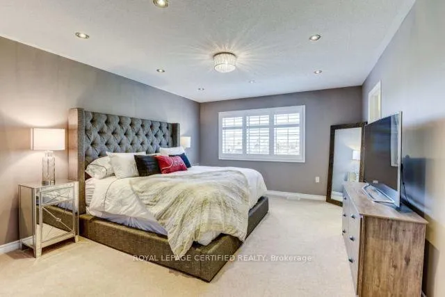 Photo 14 of 1506 Clitherow Street, Milton, Ford — HOMEH