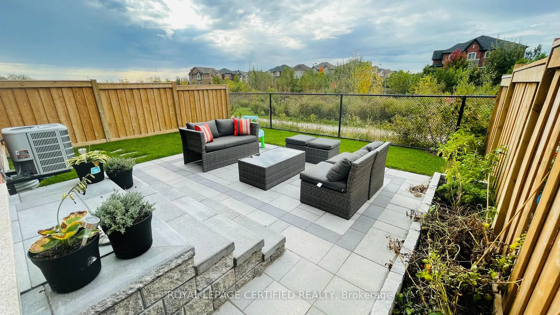 Photo 24 of 1506 Clitherow Street, Milton, Ford — HOMEH