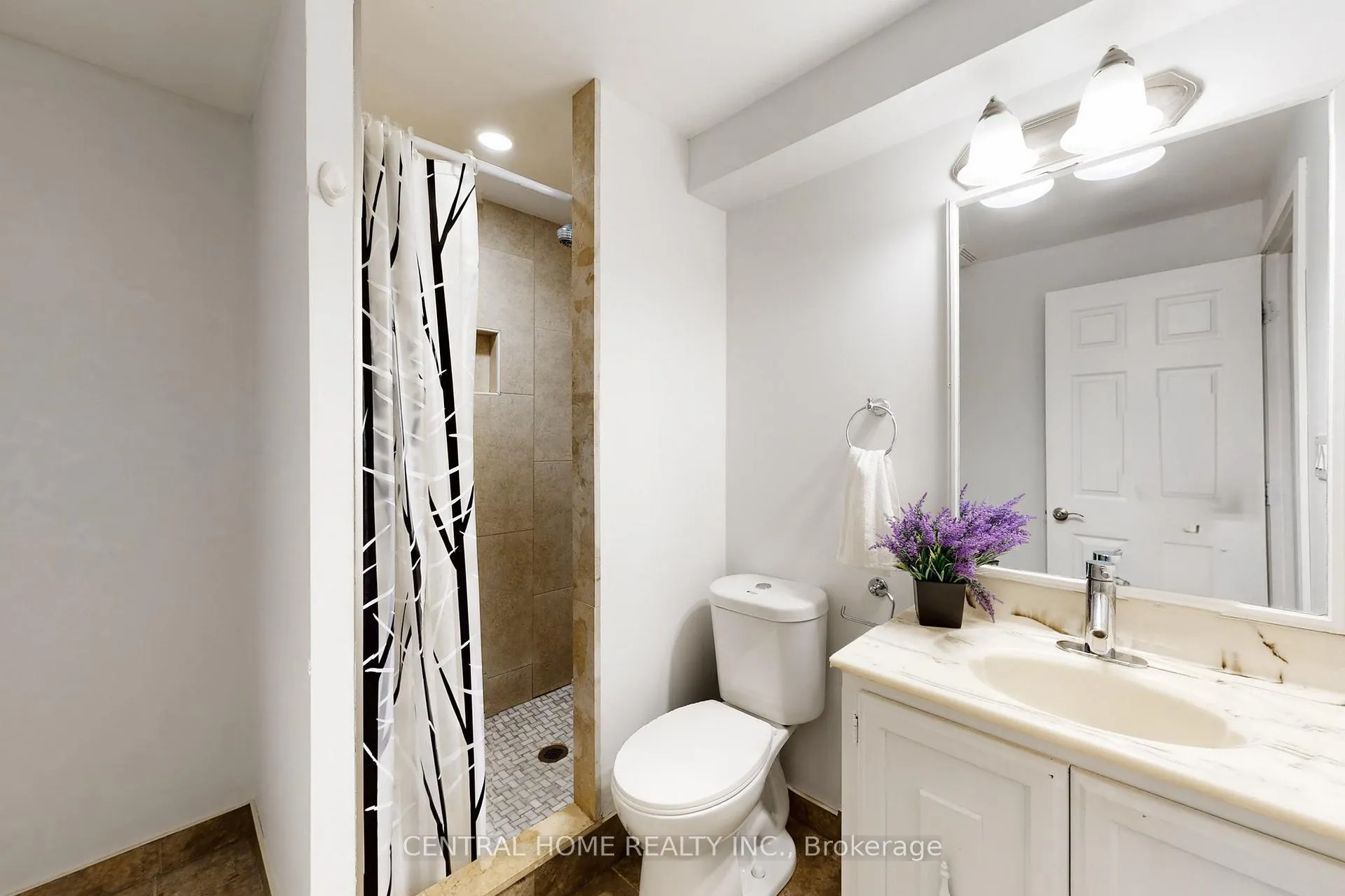 Photo 31 of 30 Moffat Crescent, Aurora, Aurora Heights — HOMEH