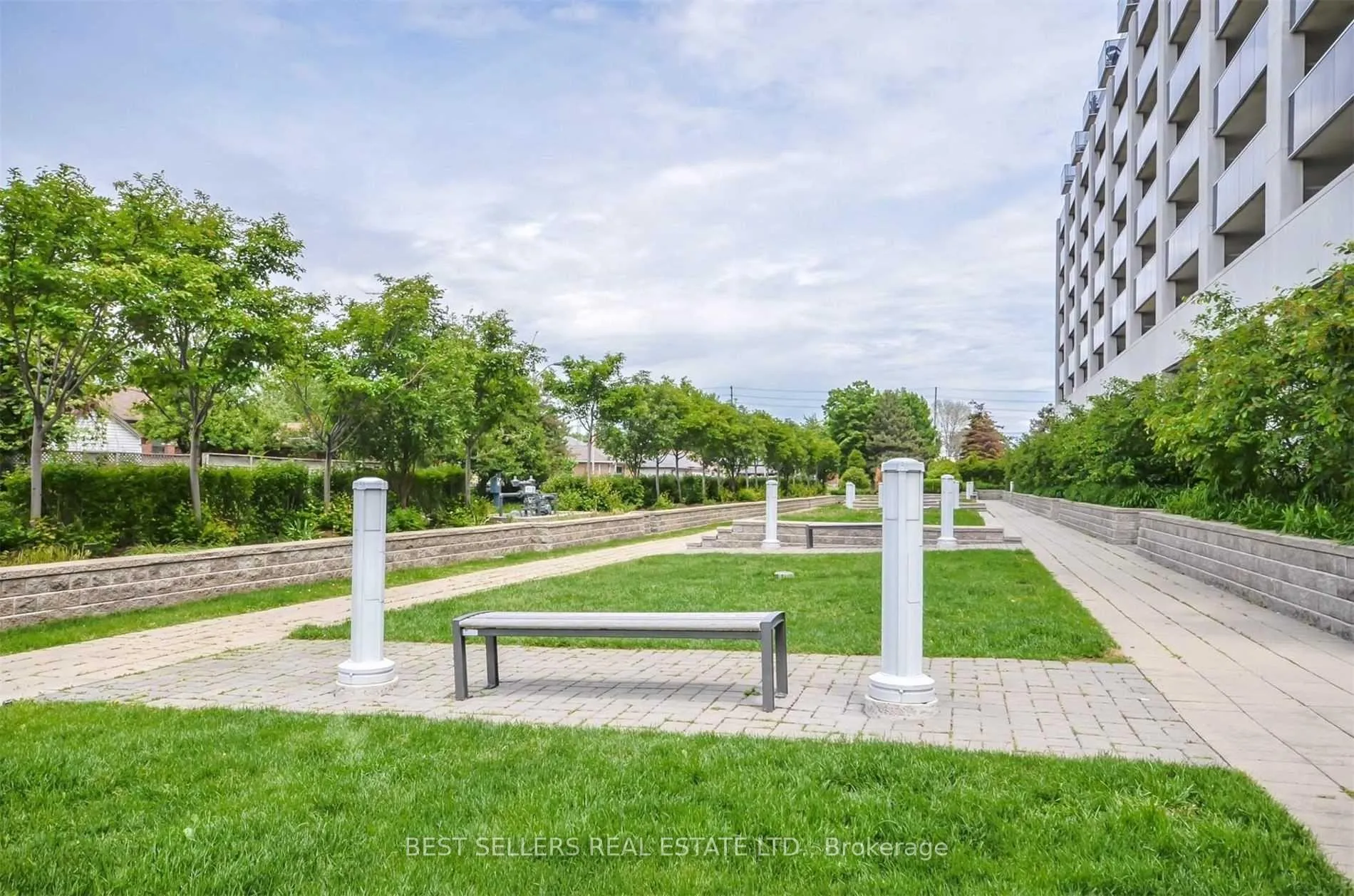 Photo 22 of Unit 715, 1040 The Queensway, Etobicoke, Islington-City Centre West — HOMEH
