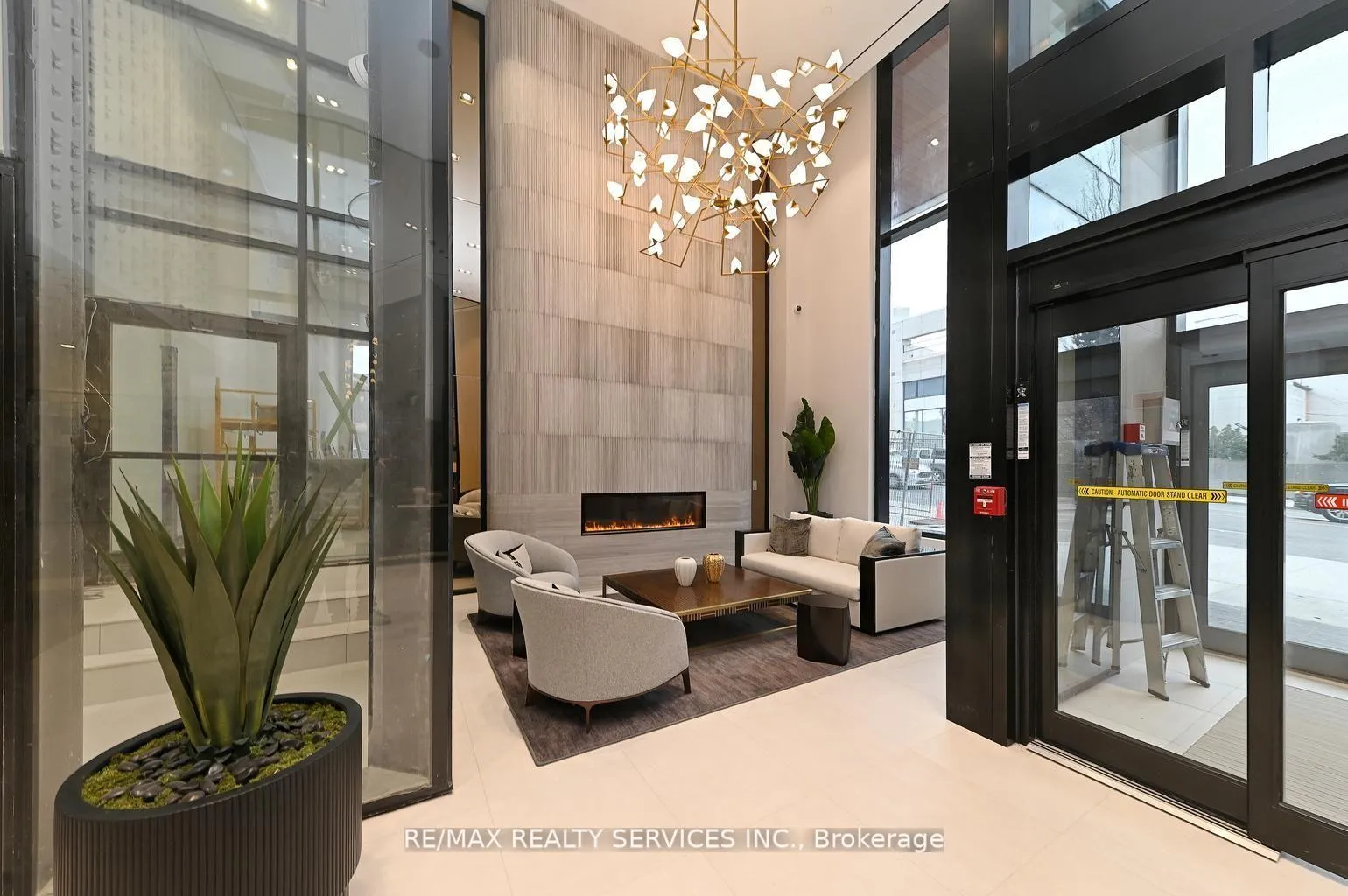 Photo 2 of Unit 507, 2020 Bathrust St Street E, Toronto, Humewood-Cedarvale — HOMEH