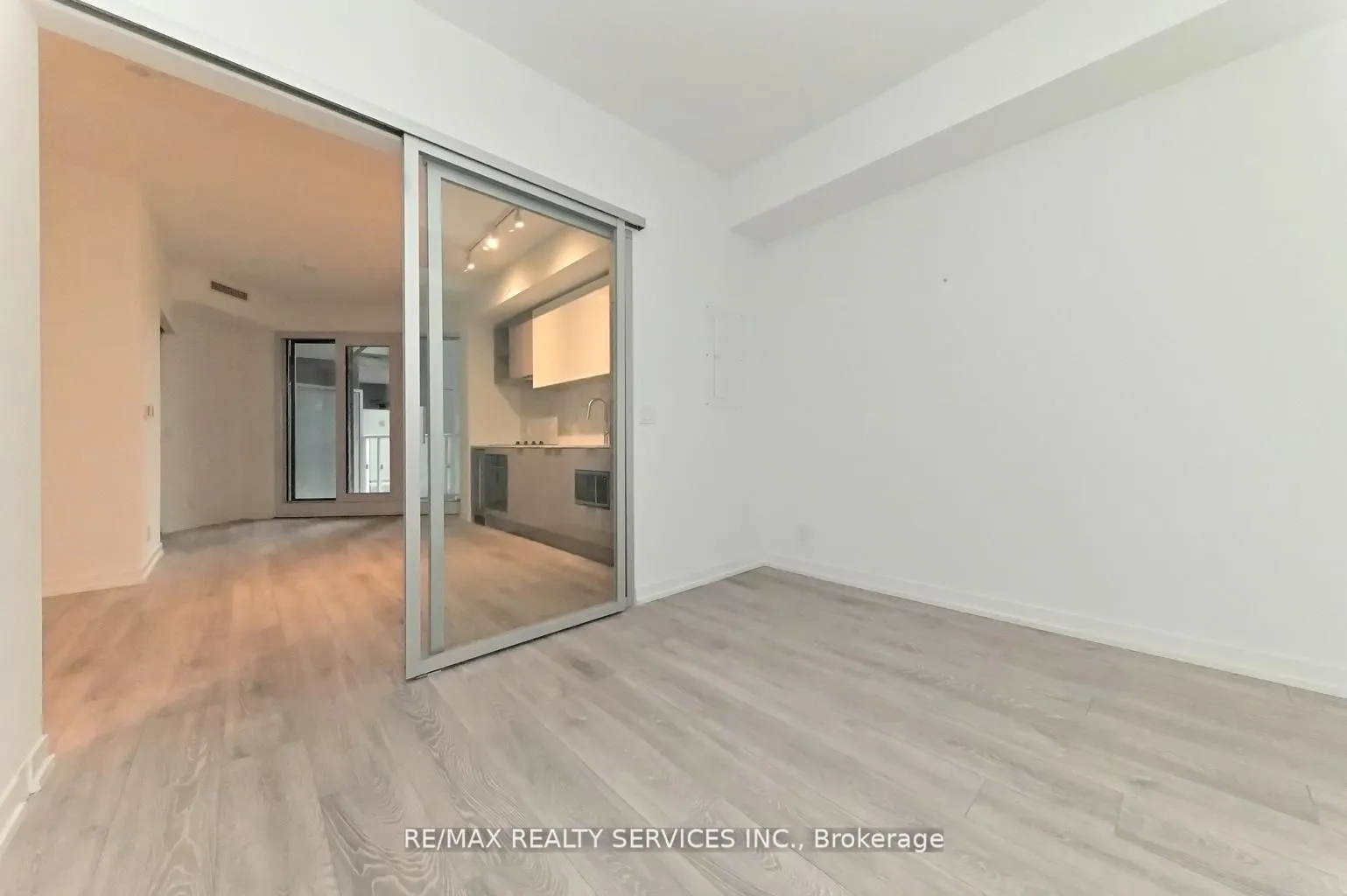 Photo 11 of Unit 507, 2020 Bathrust St Street E, Toronto, Humewood-Cedarvale — HOMEH