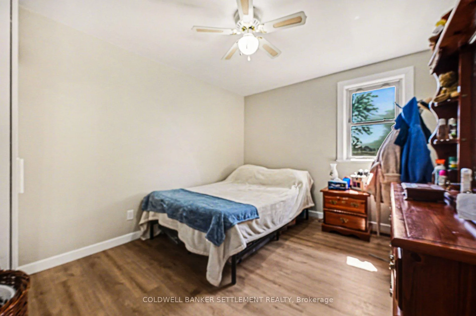Photo 13 of 27 Broadview Avenue W, Smiths Falls — HOMEH