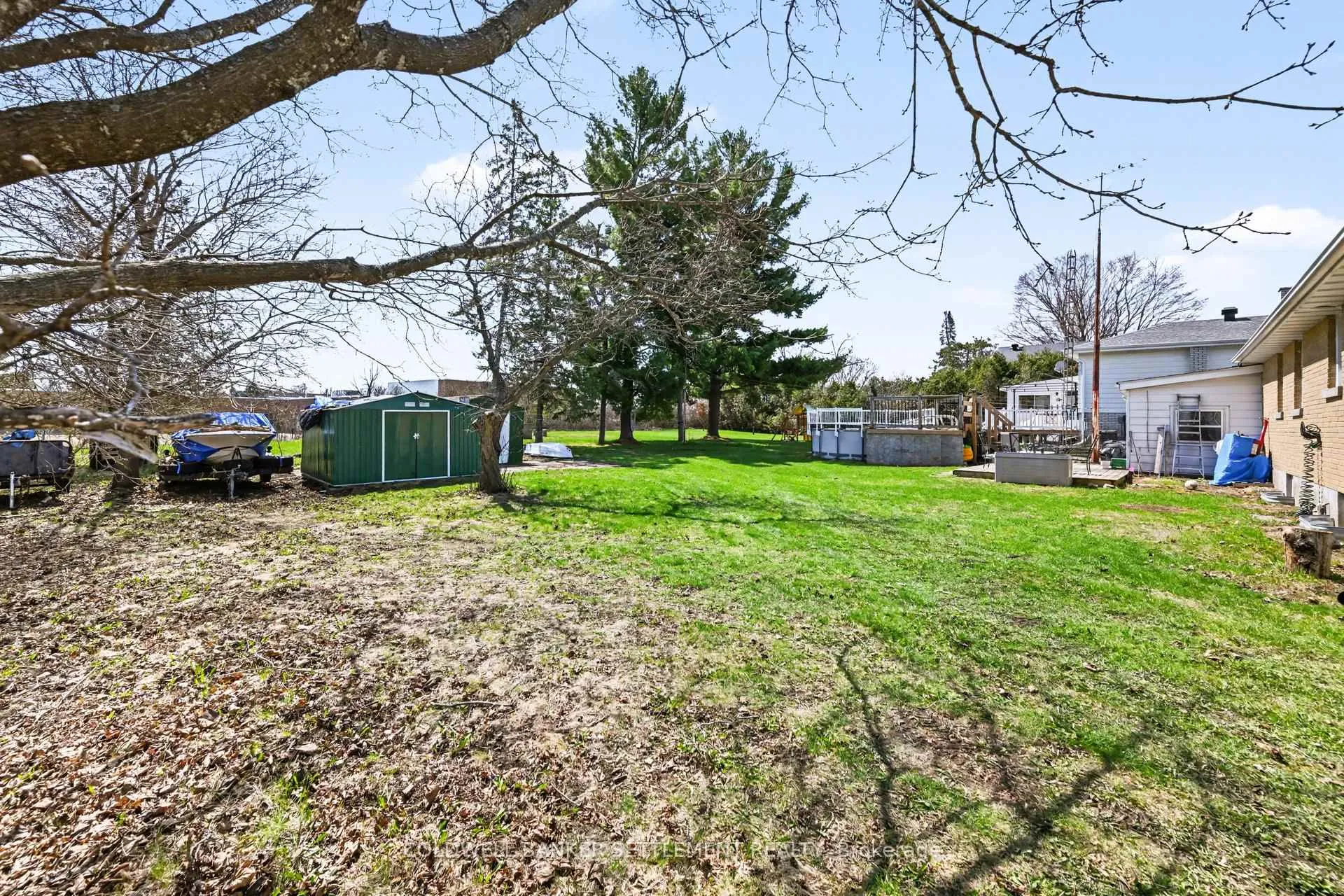 Photo 27 of 27 Broadview Avenue W, Smiths Falls — HOMEH