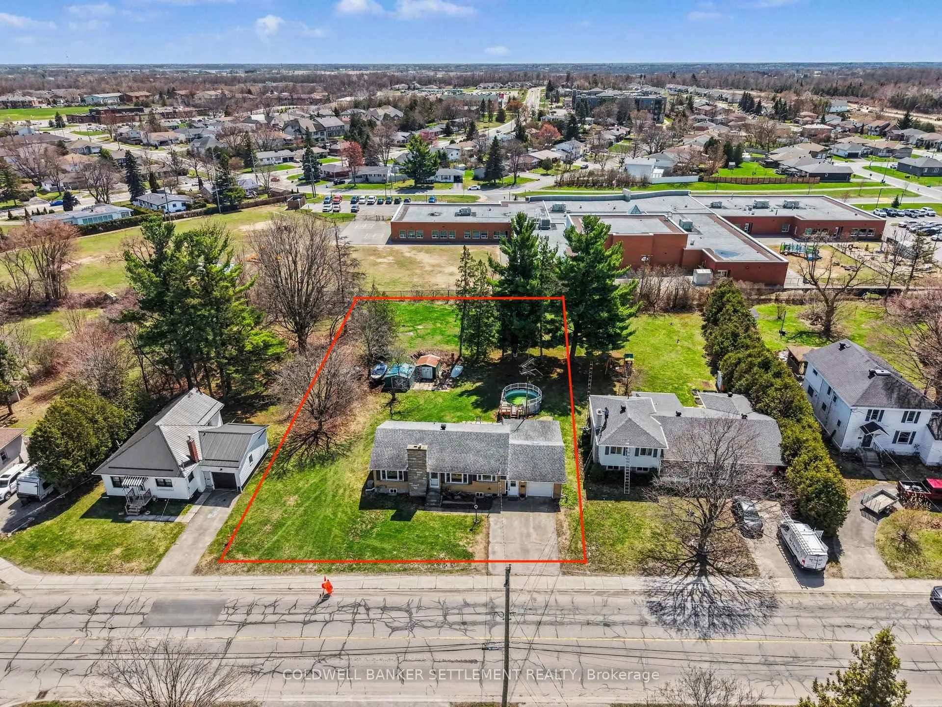 Photo 34 of 27 Broadview Avenue W, Smiths Falls — HOMEH