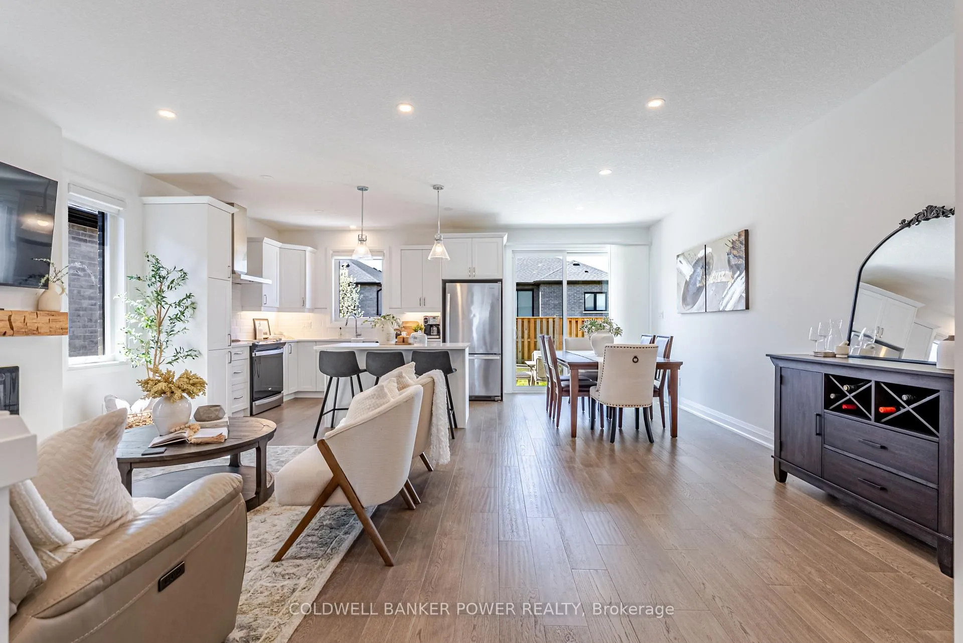 Photo 6 of Unit 64, 383 Daventry Way, Middlesex Centre, Kilworth — HOMEH