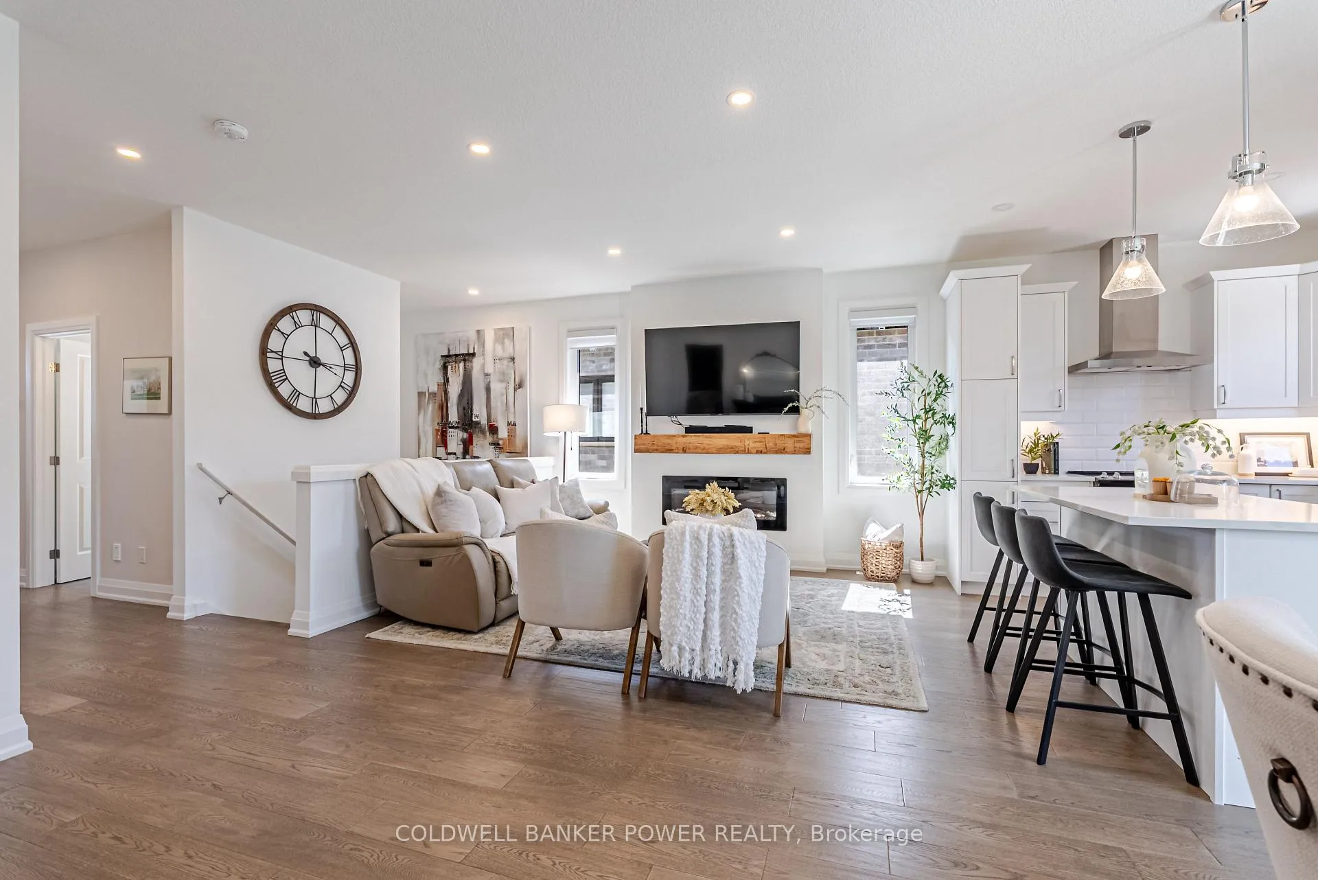 Photo 8 of Unit 64, 383 Daventry Way, Middlesex Centre, Kilworth — HOMEH