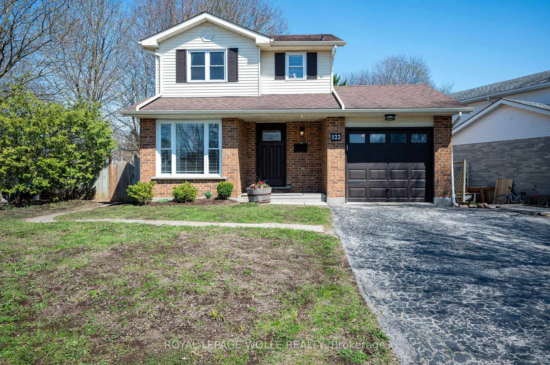 Photo 1 of 122 Foxhunt Road, Waterloo, Colonial Acres — HOMEH