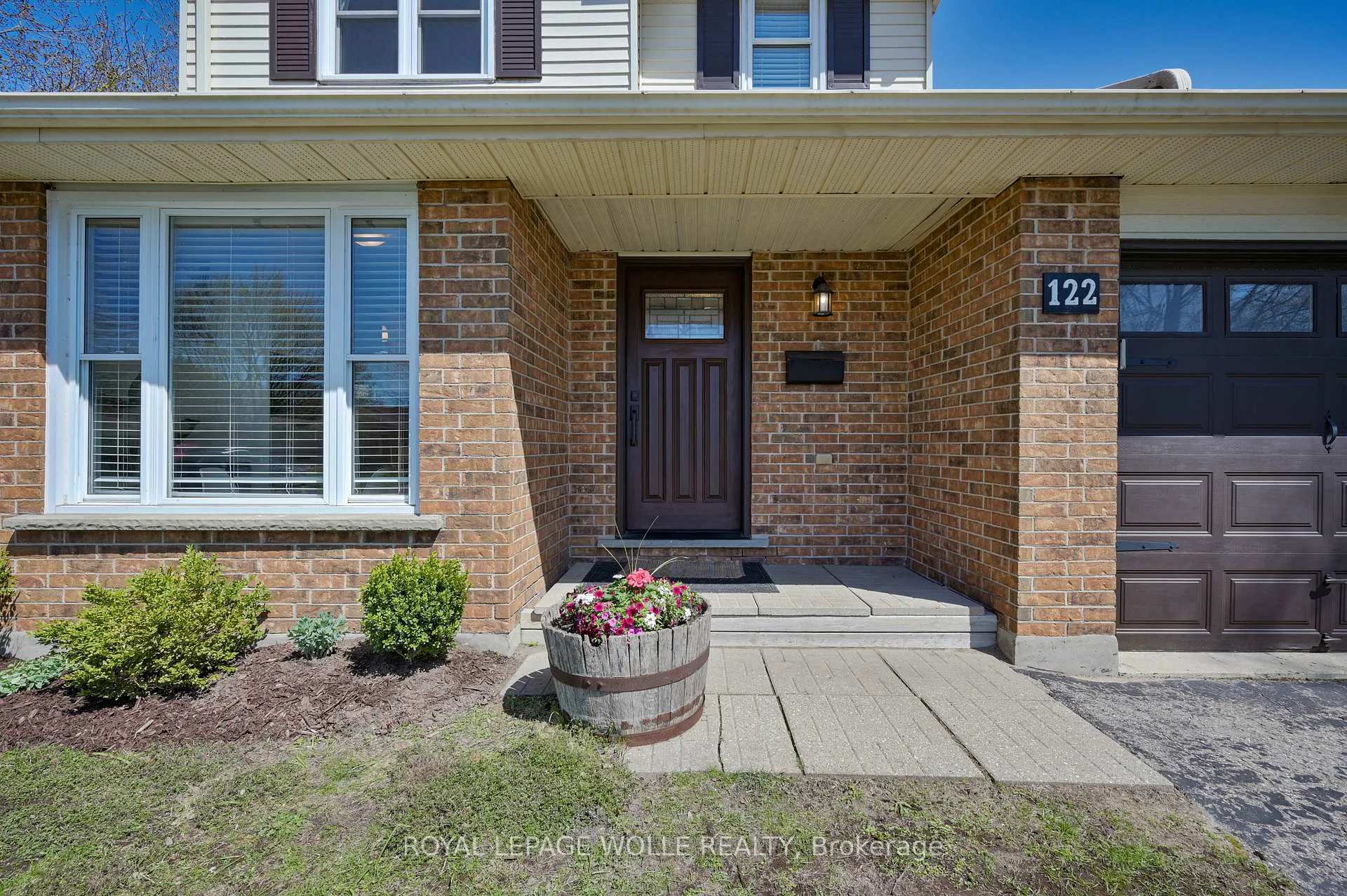 Photo 3 of 122 Foxhunt Road, Waterloo, Colonial Acres — HOMEH