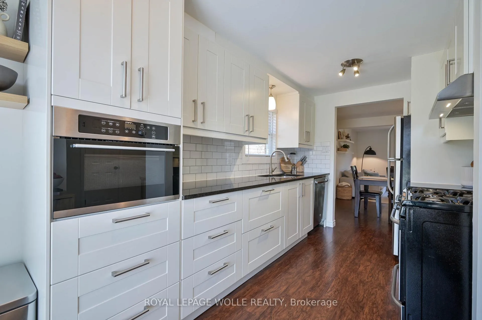 Photo 5 of 122 Foxhunt Road, Waterloo, Colonial Acres — HOMEH