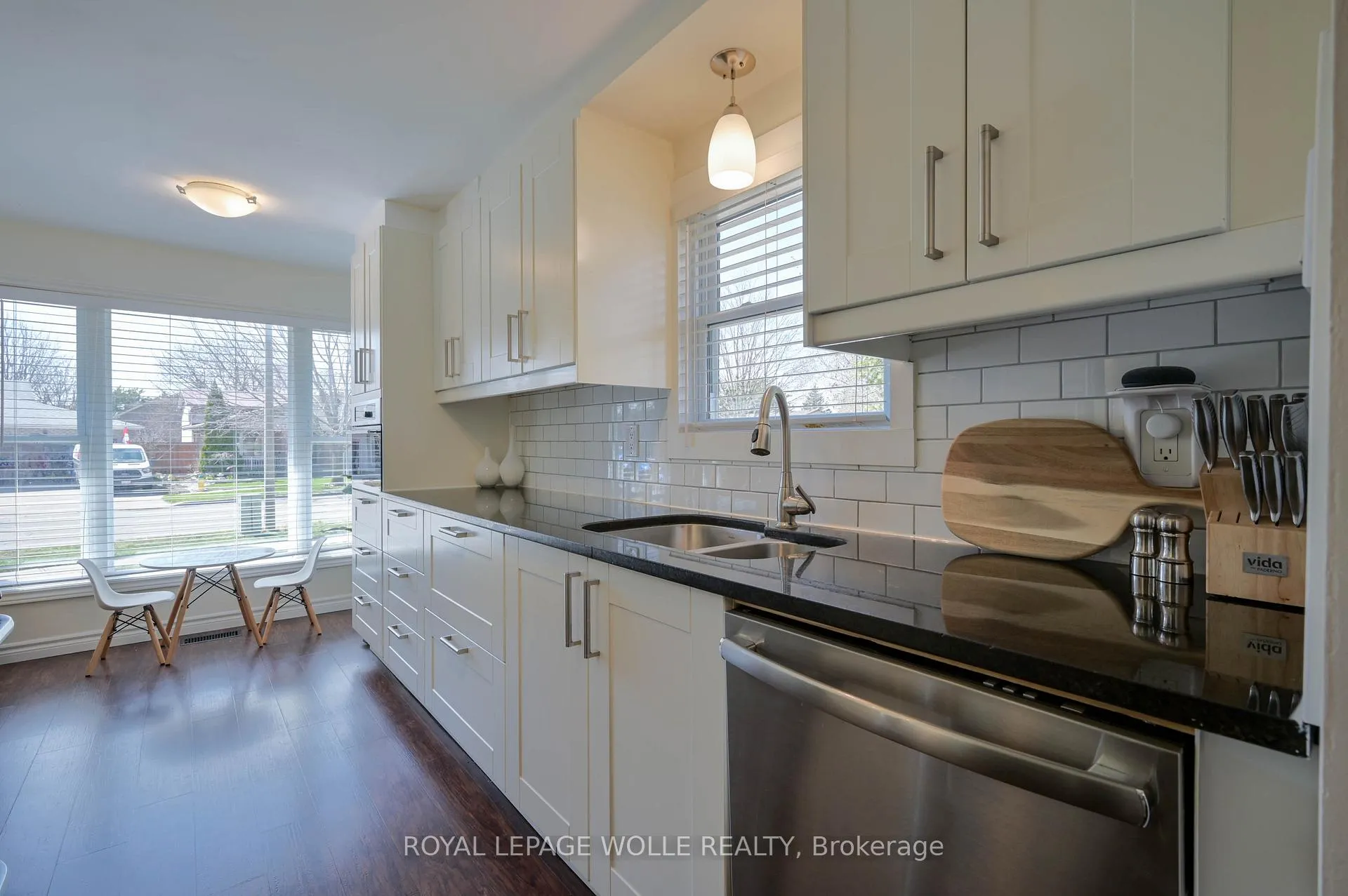 Photo 8 of 122 Foxhunt Road, Waterloo, Colonial Acres — HOMEH