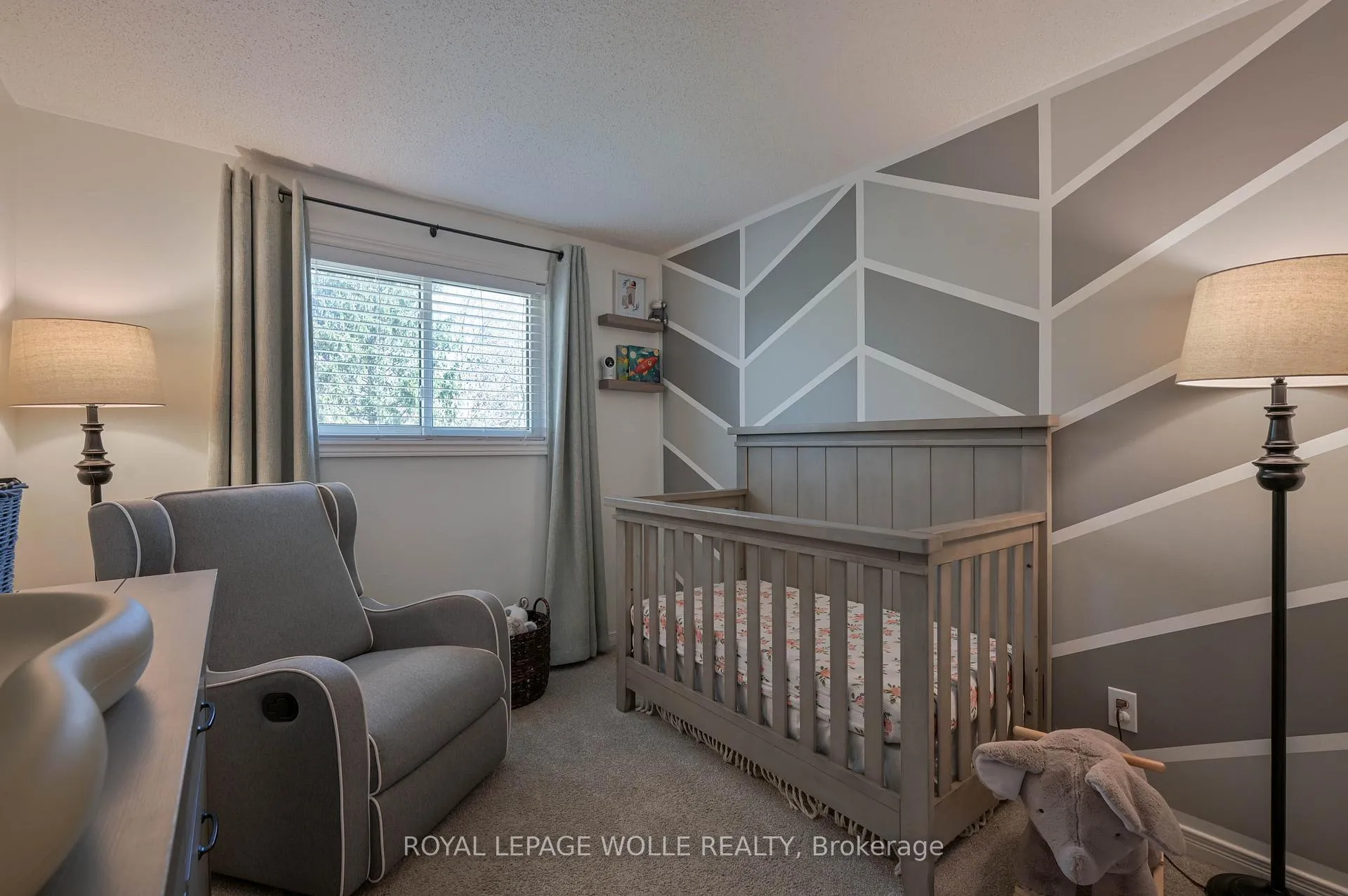 Photo 24 of 122 Foxhunt Road, Waterloo, Colonial Acres — HOMEH
