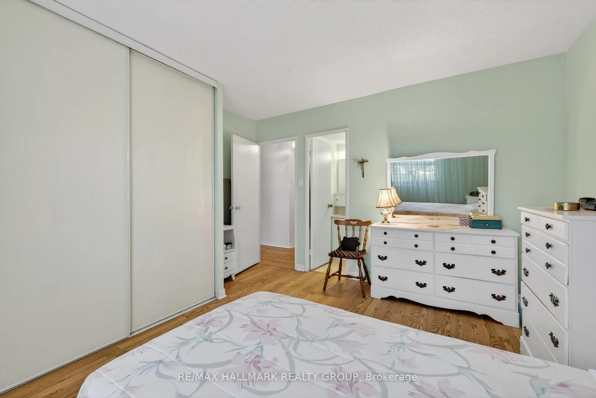 Photo 22 of Unit 209, 2000 Jasmine Crescent, Ottawa, Beacon Hill South — HOMEH