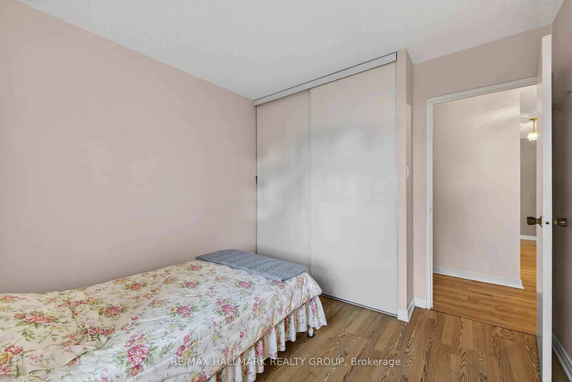 Photo 25 of Unit 209, 2000 Jasmine Crescent, Ottawa, Beacon Hill South — HOMEH