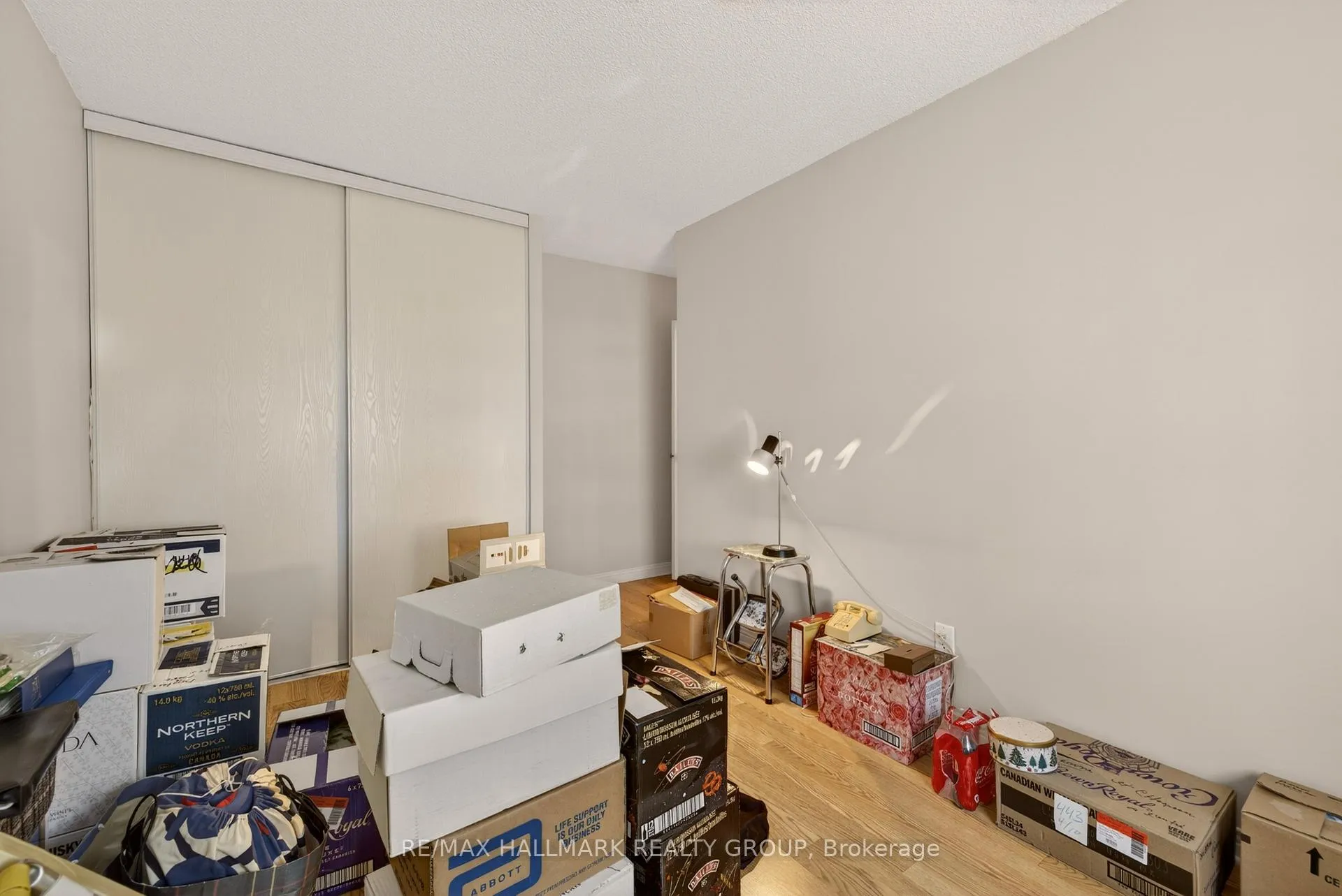 Photo 27 of Unit 209, 2000 Jasmine Crescent, Ottawa, Beacon Hill South — HOMEH
