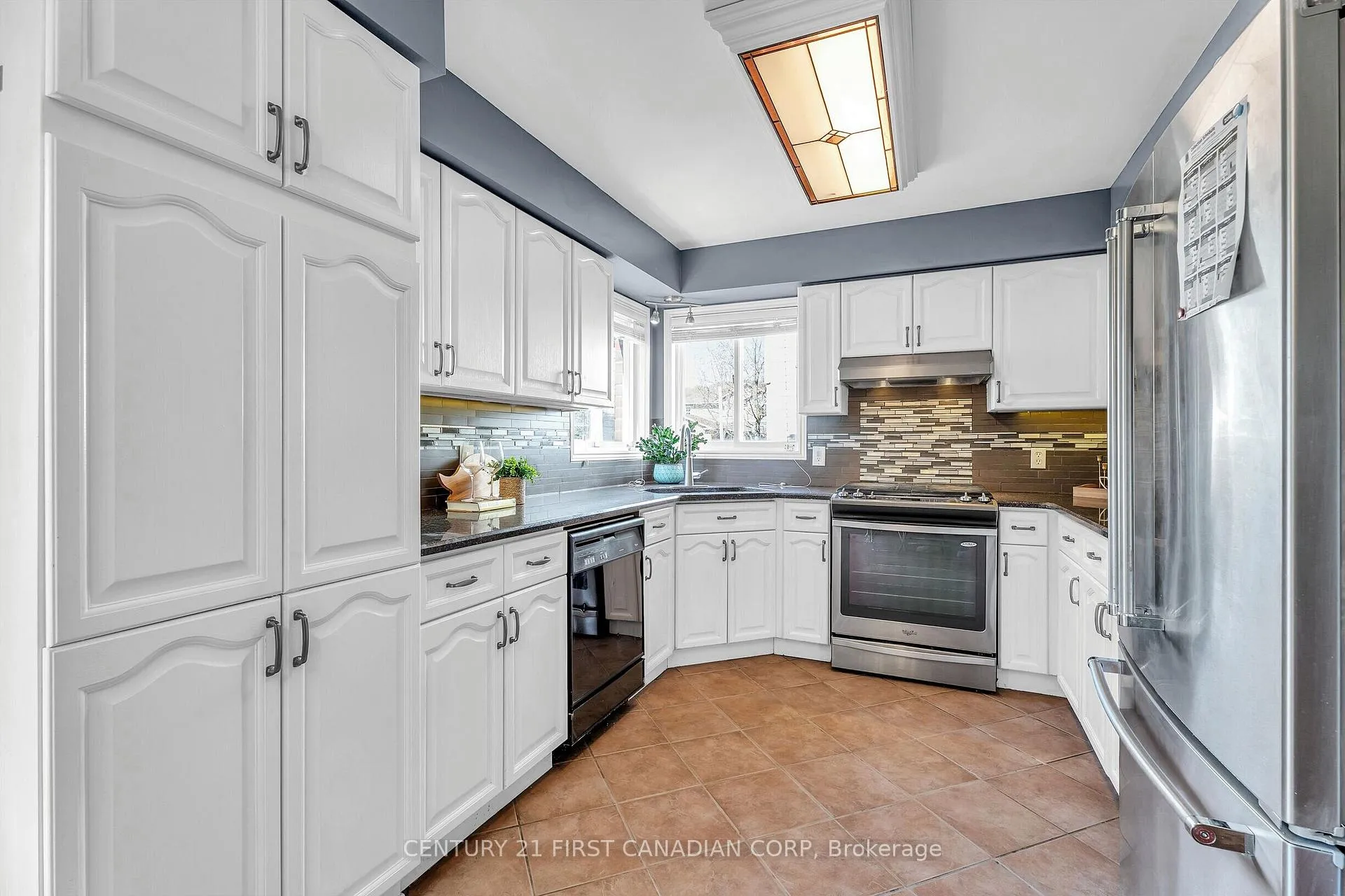 Photo 13 of 848 Guildwood Boulevard, London, North M — HOMEH