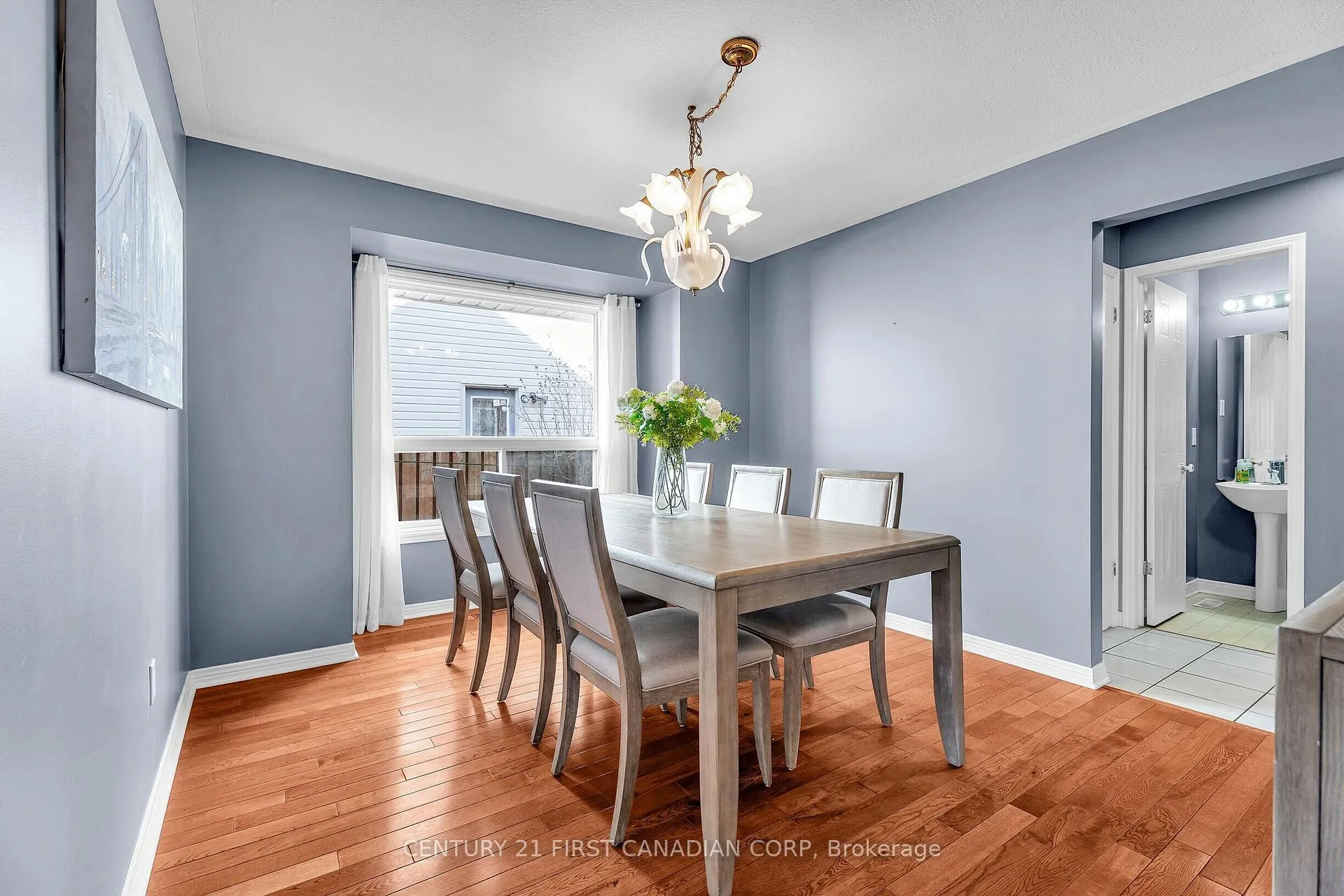 Photo 18 of 848 Guildwood Boulevard, London, North M — HOMEH