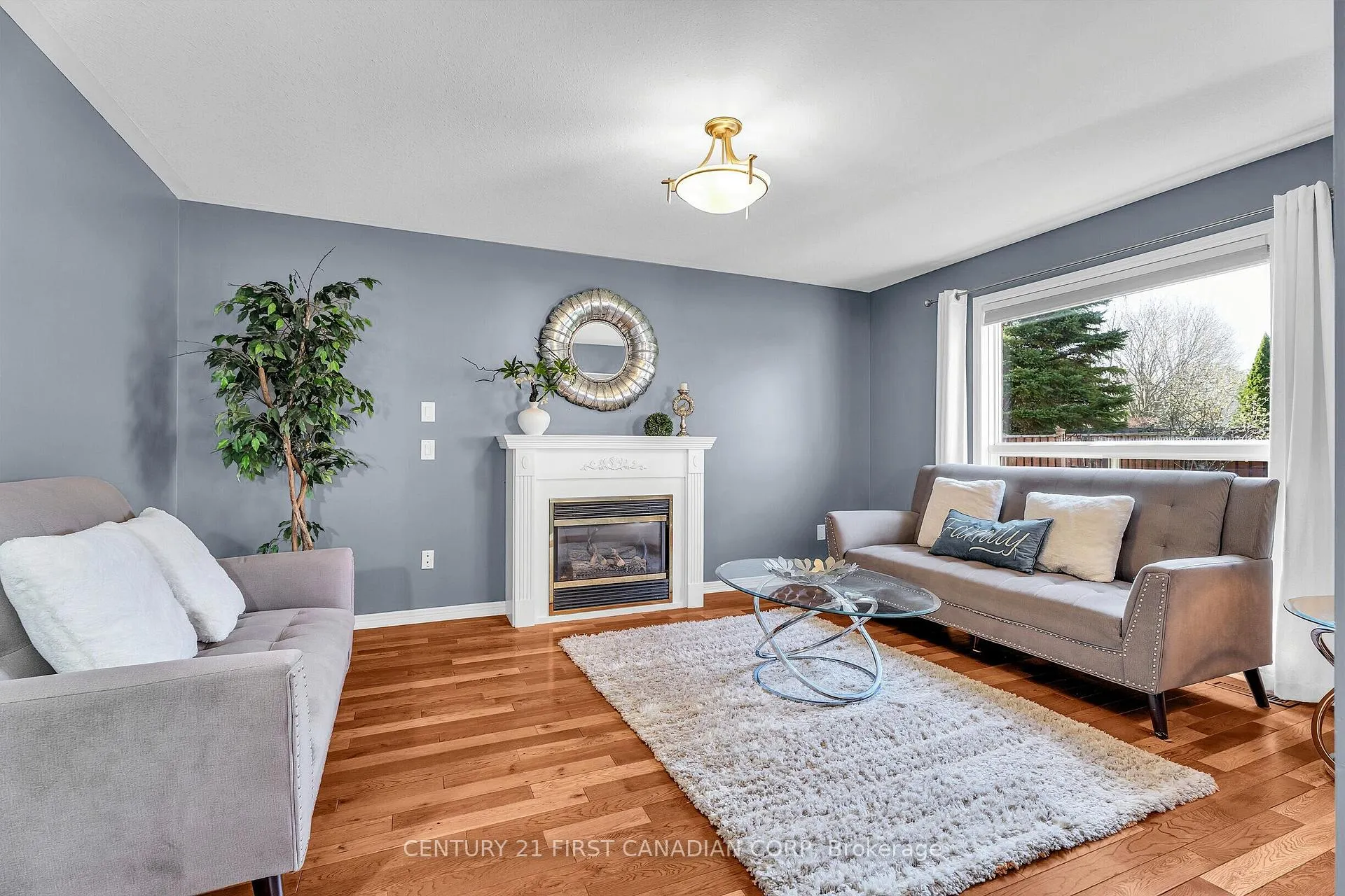 Photo 20 of 848 Guildwood Boulevard, London, North M — HOMEH