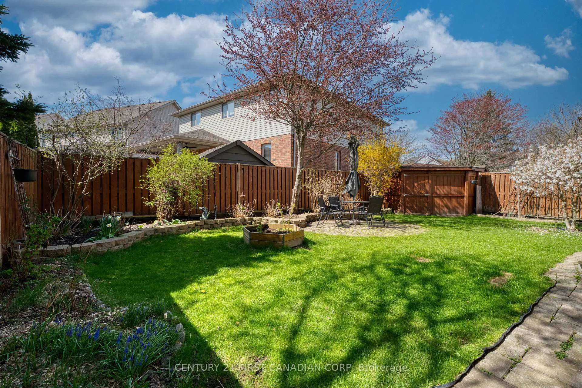 Photo 42 of 848 Guildwood Boulevard, London, North M — HOMEH