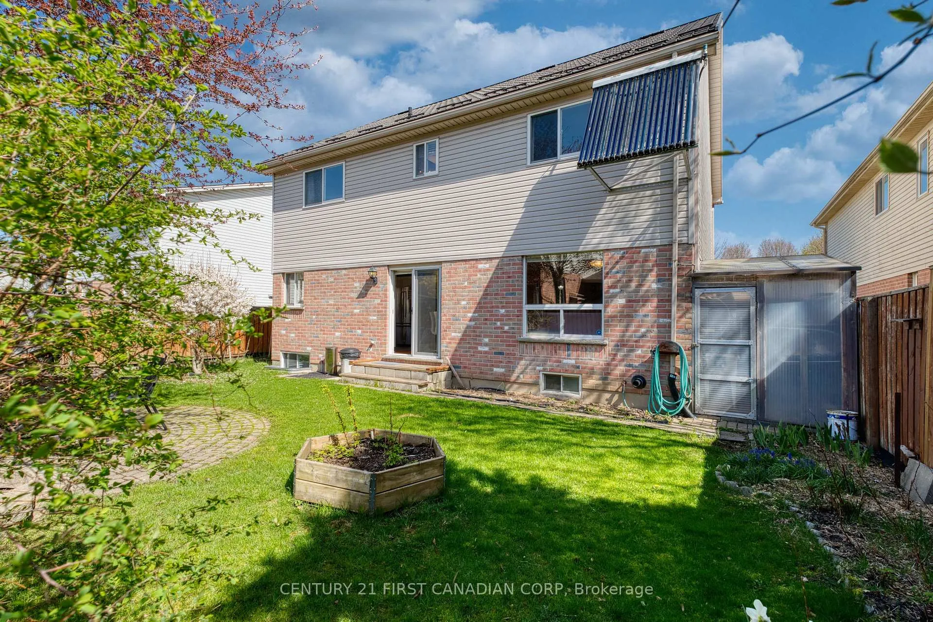 Photo 44 of 848 Guildwood Boulevard, London, North M — HOMEH