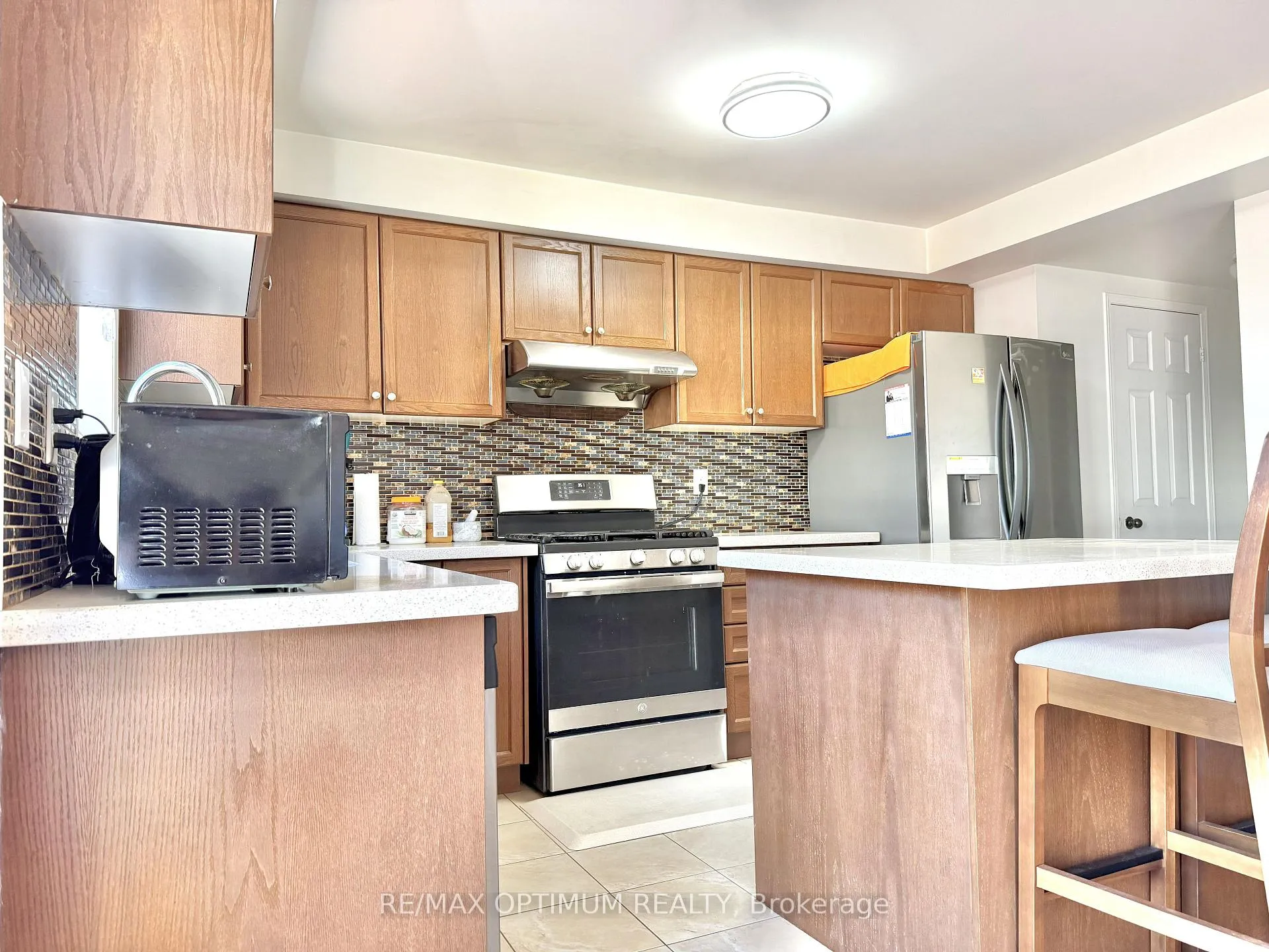 Photo 7 of 7 Barnham Street, Ajax, Central East — HOMEH
