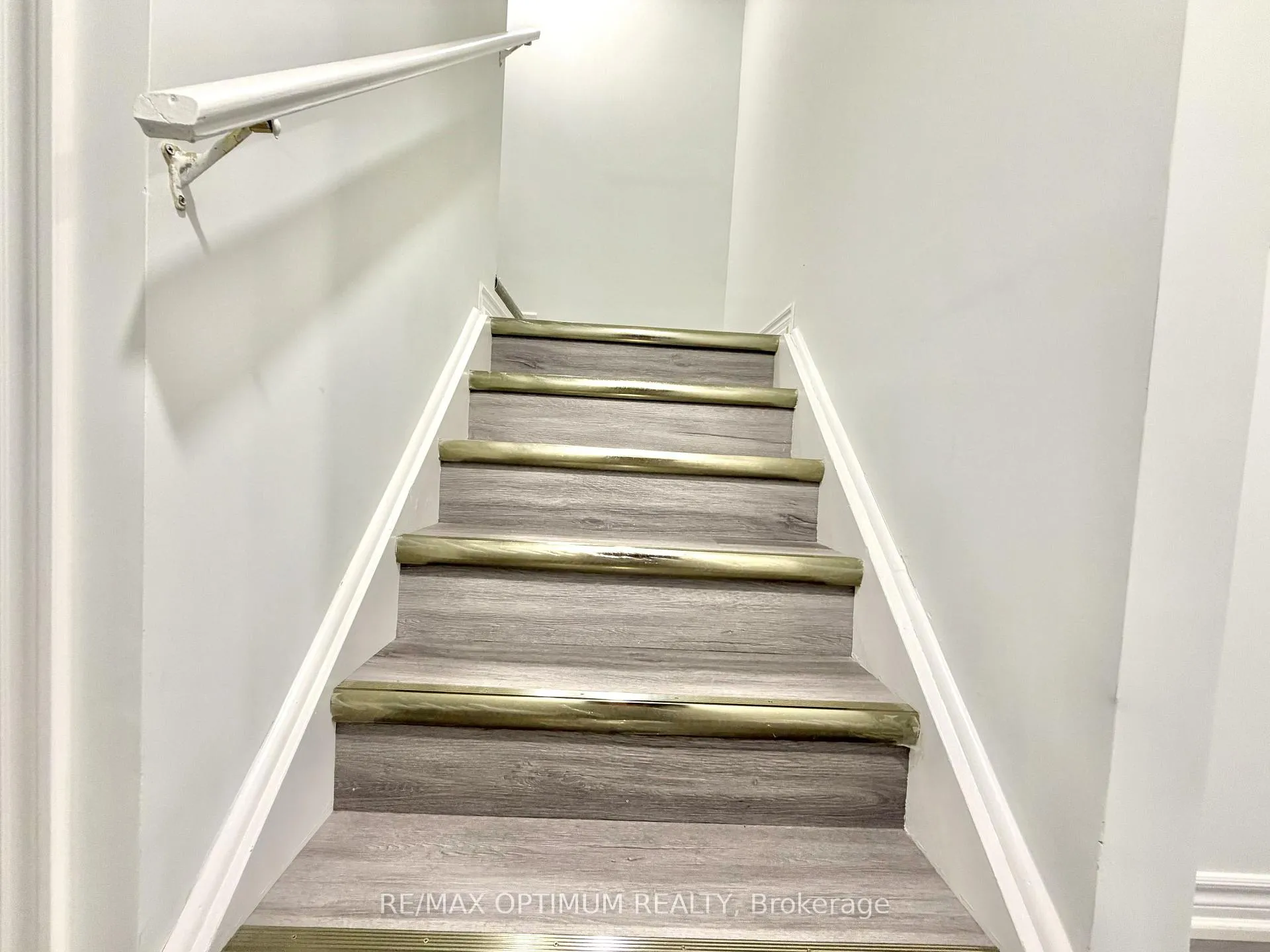 Photo 32 of 7 Barnham Street, Ajax, Central East — HOMEH