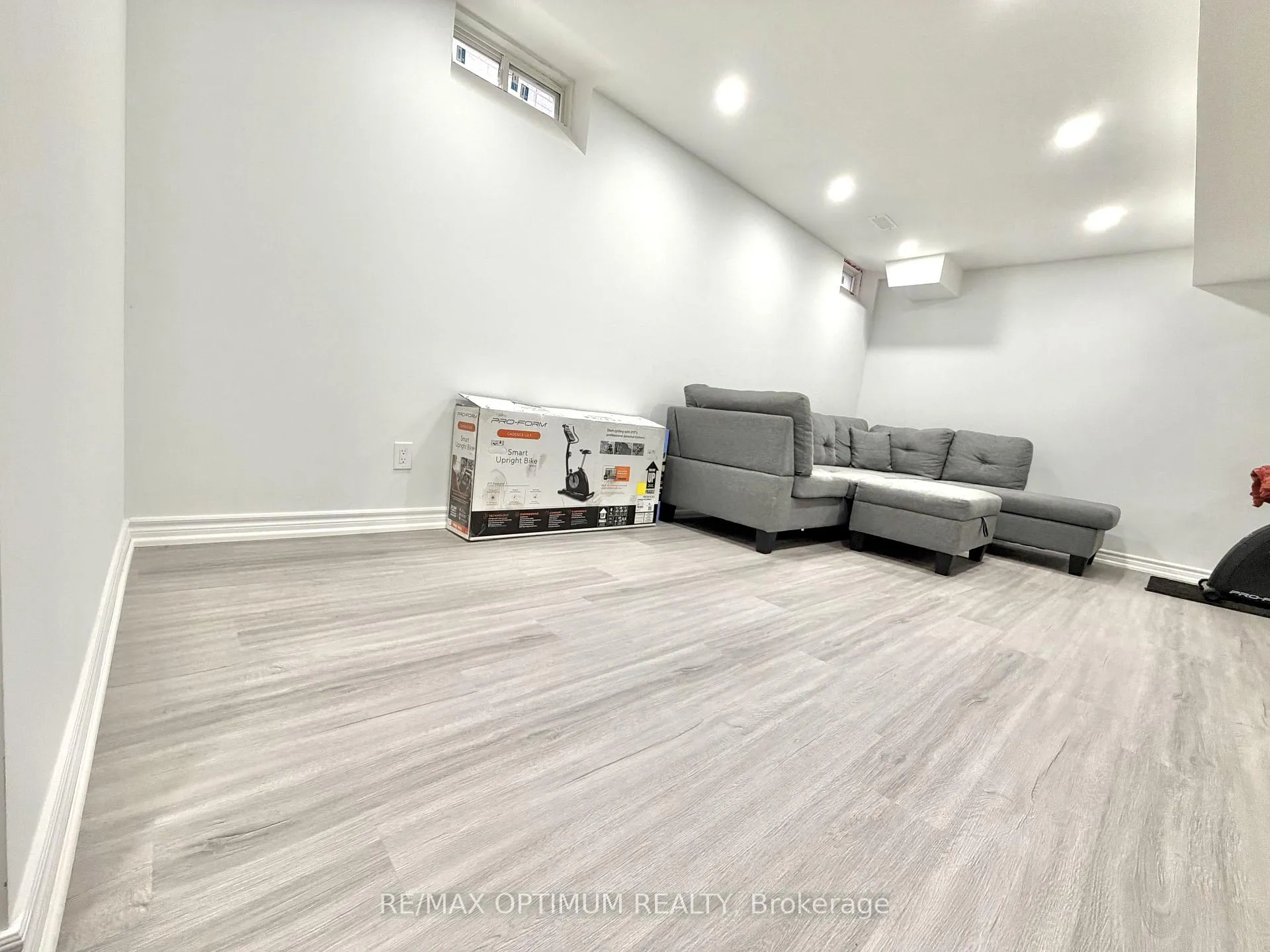 Photo 33 of 7 Barnham Street, Ajax, Central East — HOMEH
