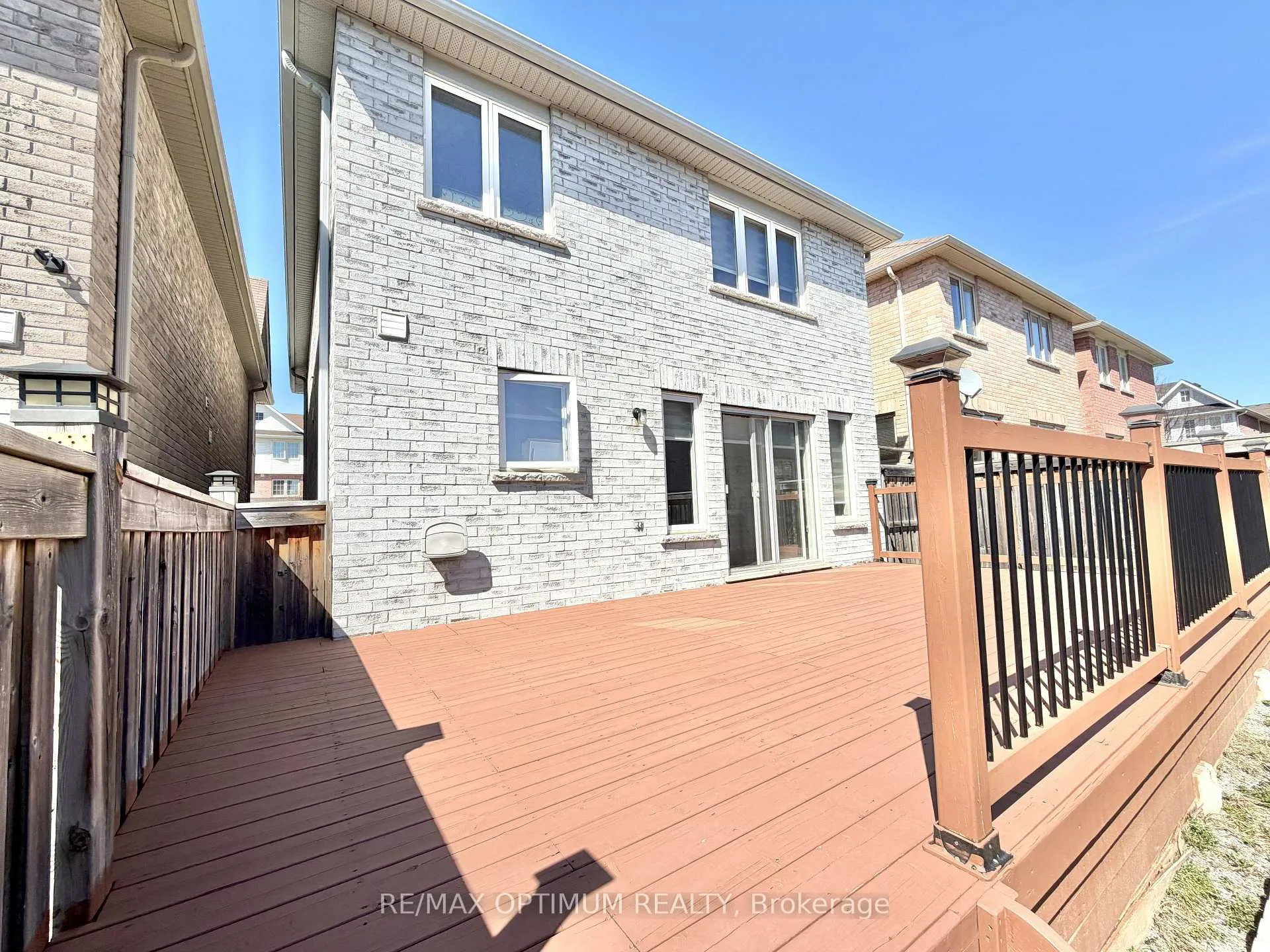 Photo 39 of 7 Barnham Street, Ajax, Central East — HOMEH