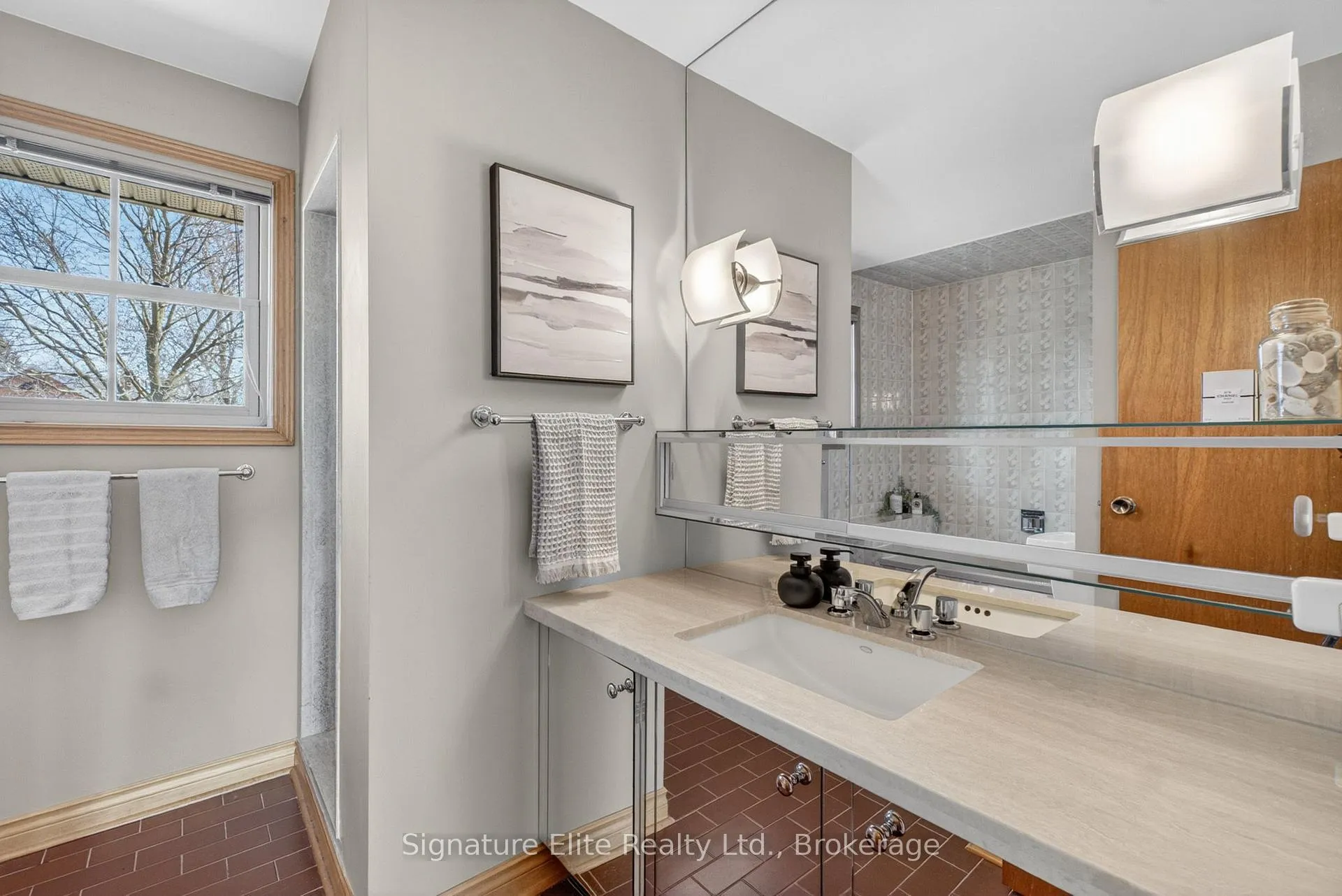 Photo 29 of 108 Golf Links Drive, Aurora, Aurora Highlands — HOMEH