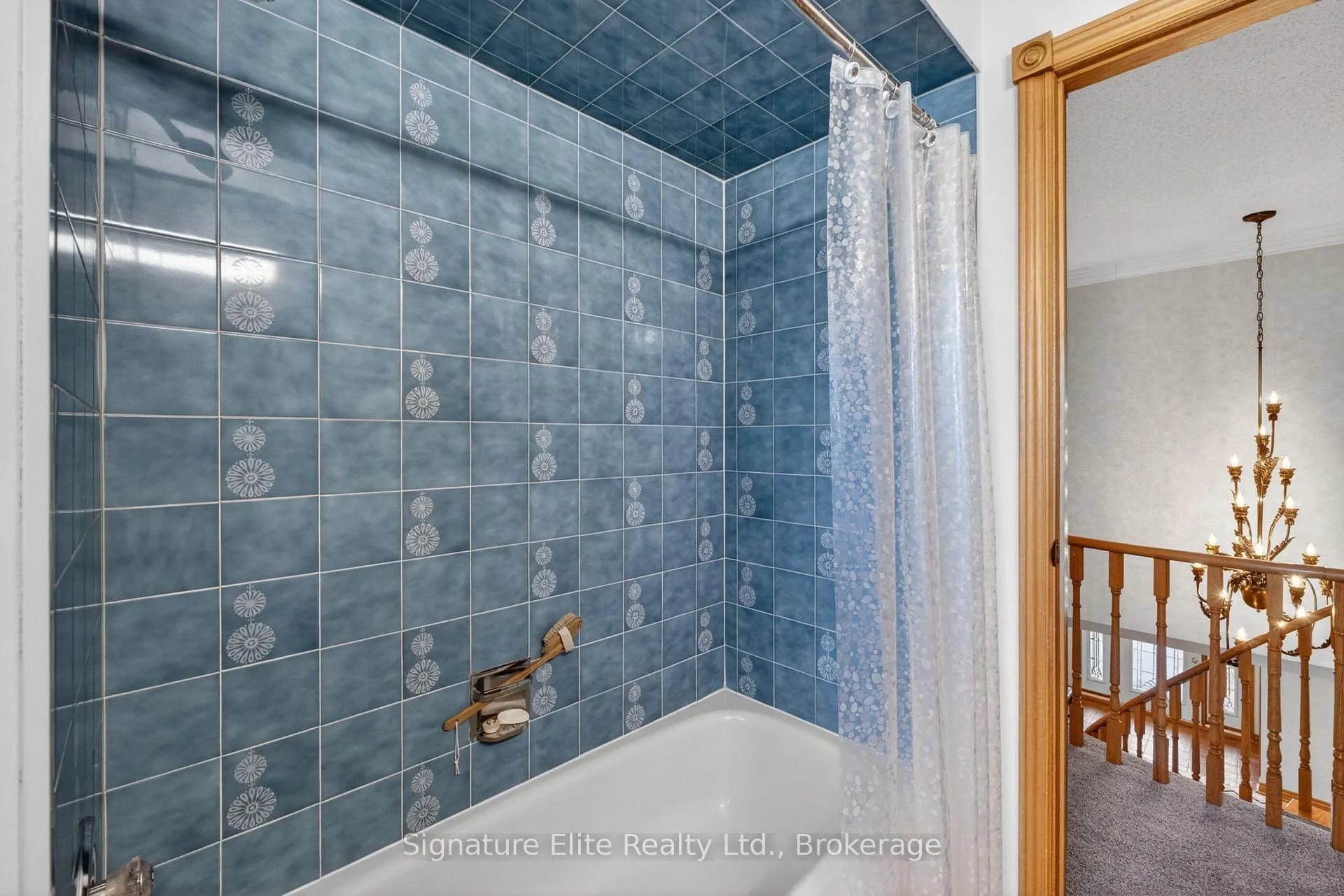 Photo 39 of 108 Golf Links Drive, Aurora, Aurora Highlands — HOMEH