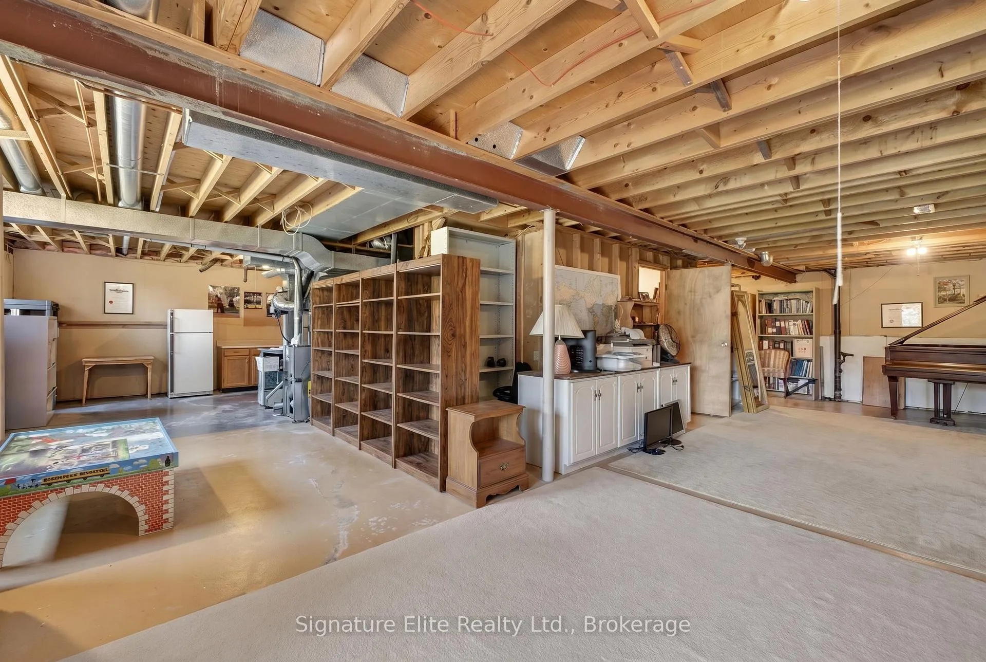 Photo 41 of 108 Golf Links Drive, Aurora, Aurora Highlands — HOMEH