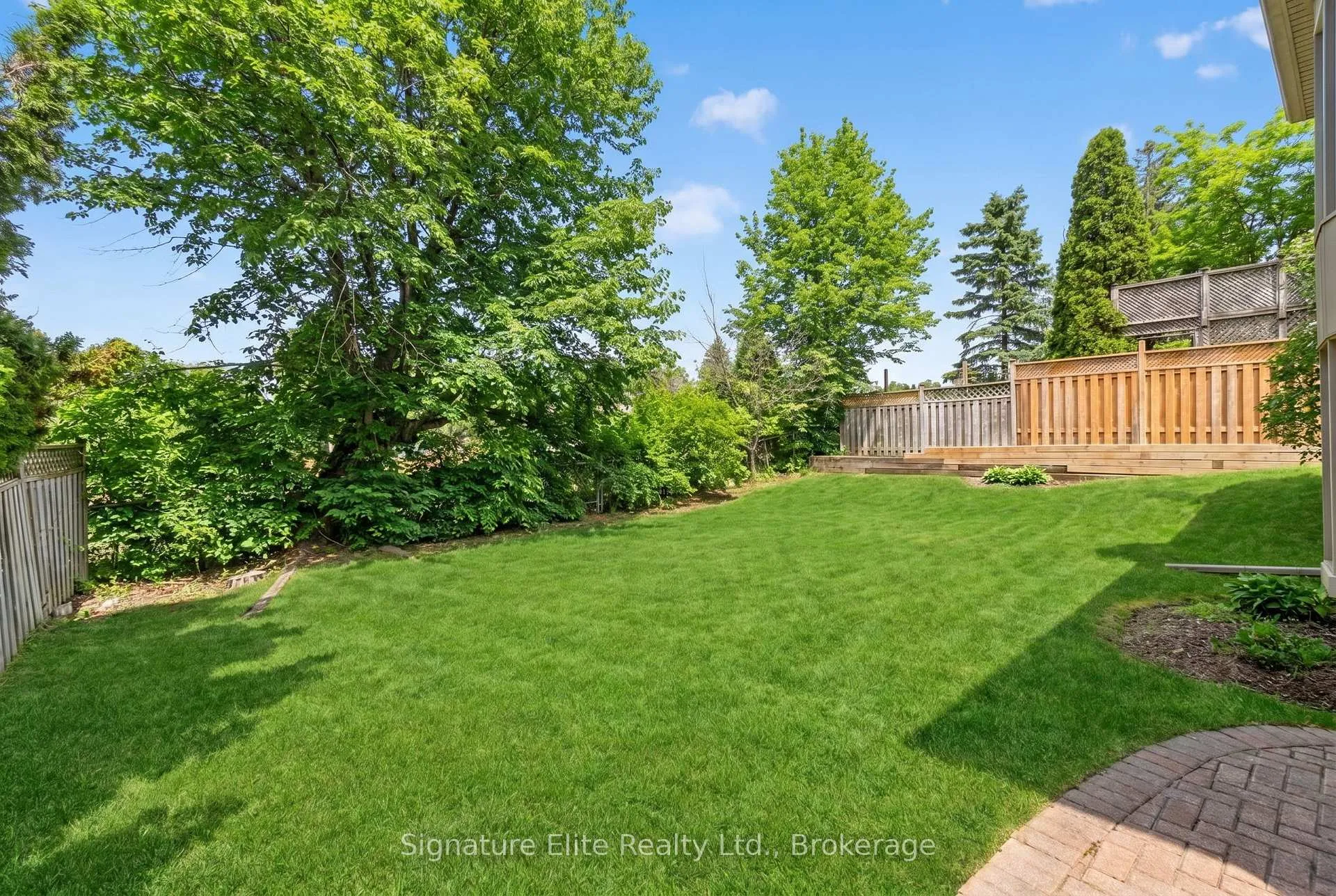 Photo 42 of 108 Golf Links Drive, Aurora, Aurora Highlands — HOMEH