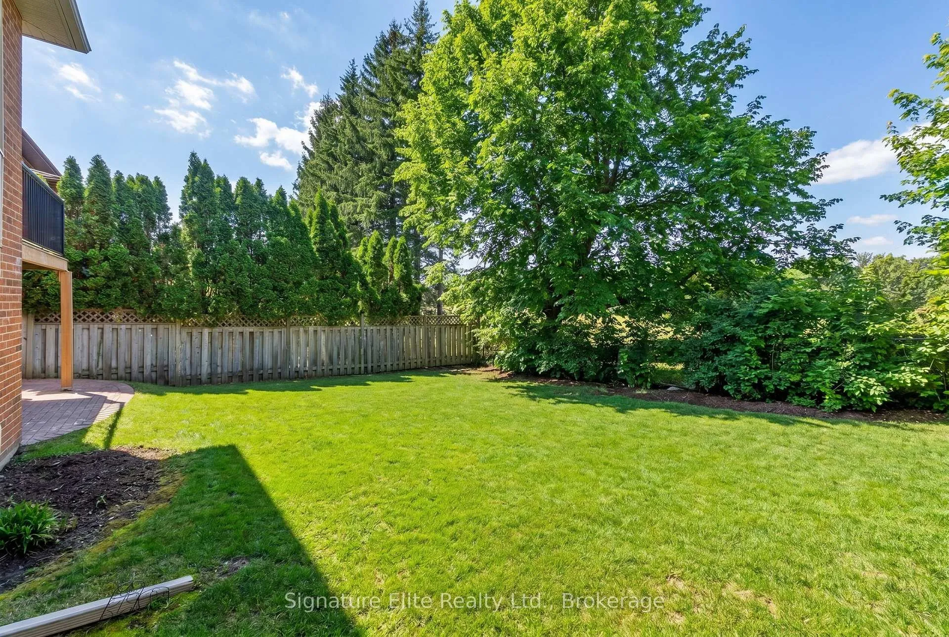 Photo 43 of 108 Golf Links Drive, Aurora, Aurora Highlands — HOMEH