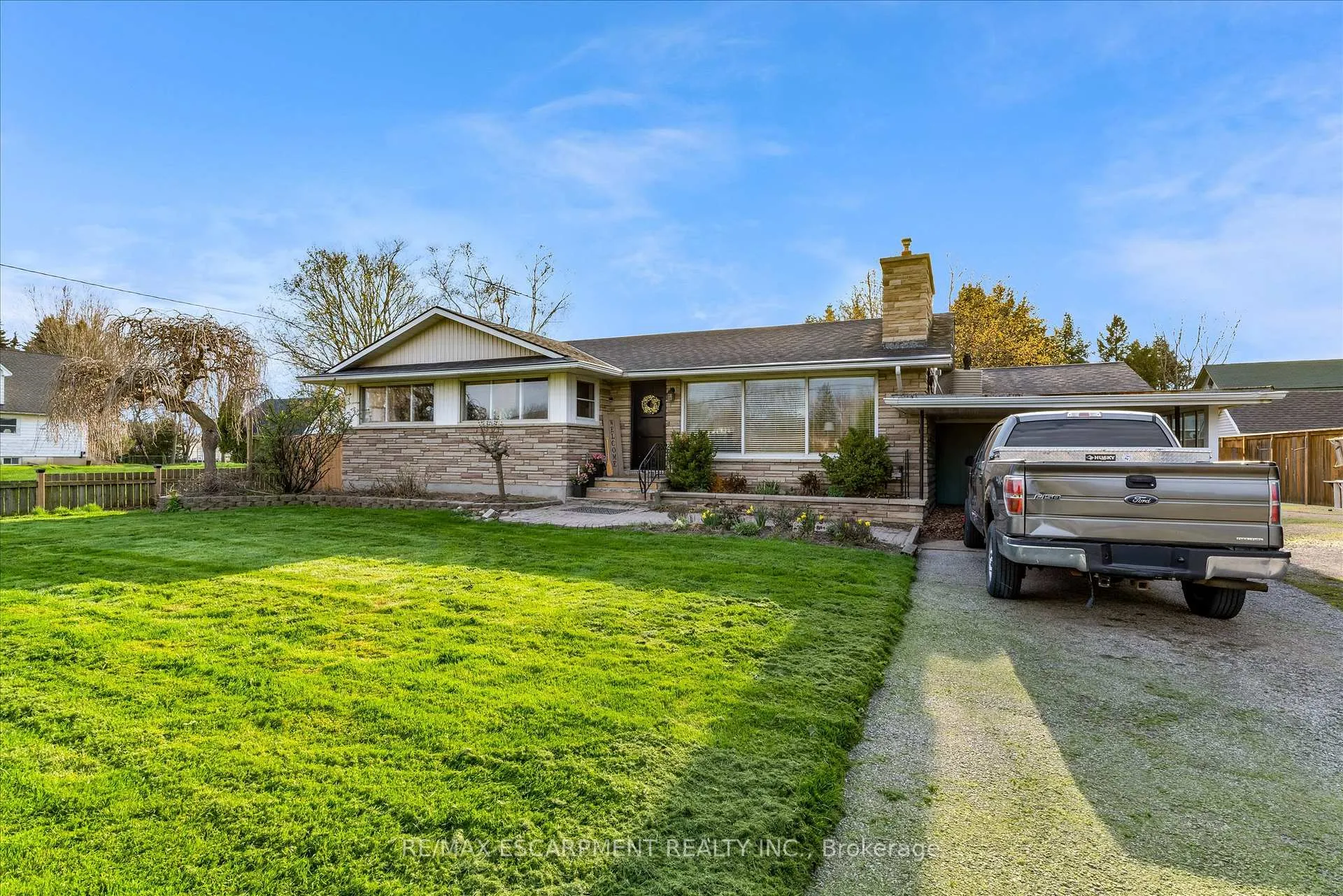 Photo 2 of 1267 Third St Louth, St. Catharines, Rural Port — HOMEH