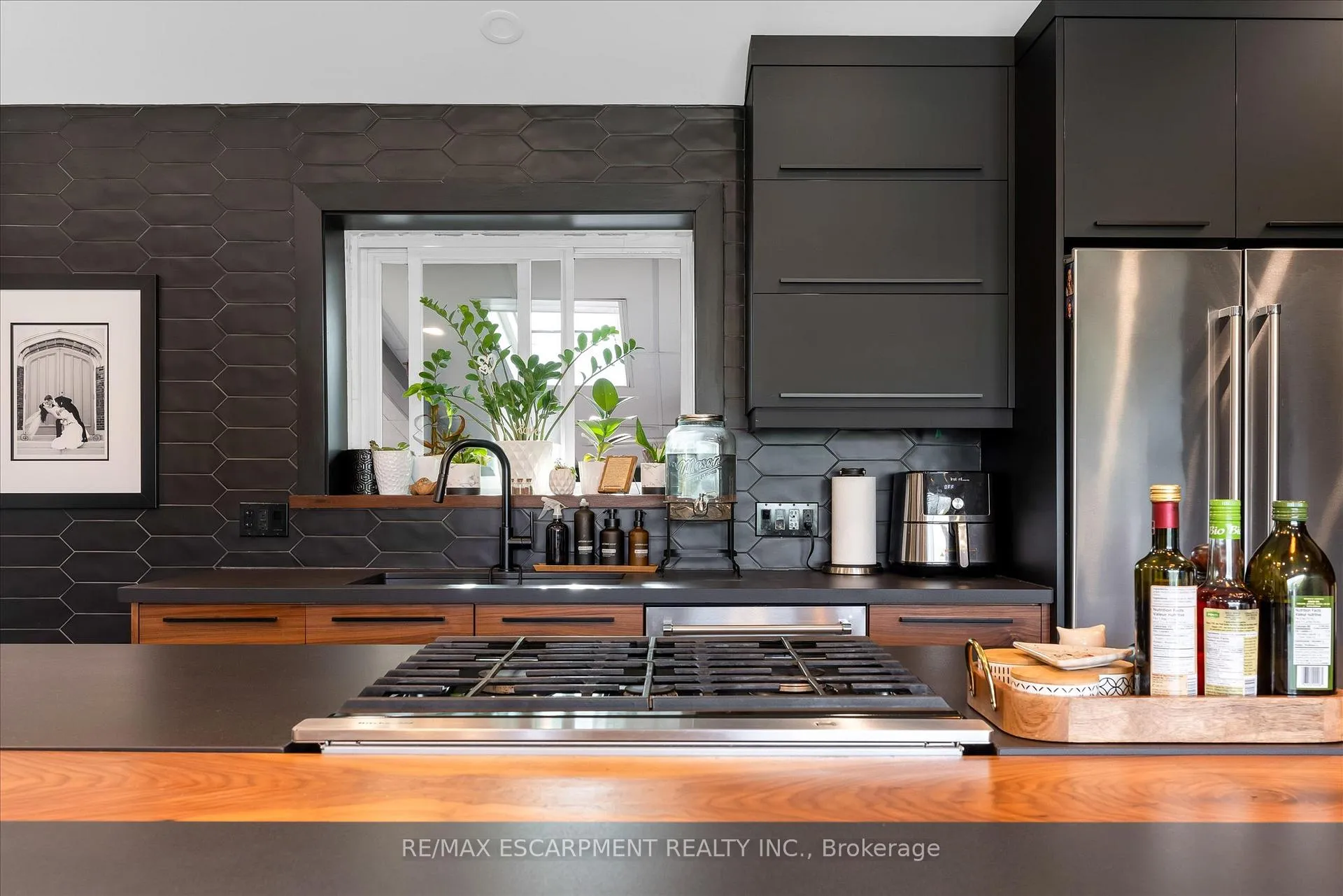 Photo 14 of 1267 Third St Louth, St. Catharines, Rural Port — HOMEH