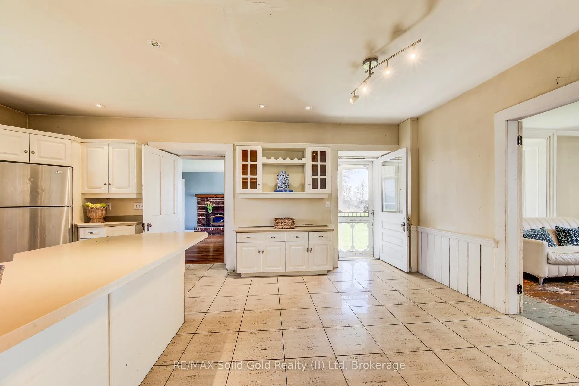 Photo 13 of 4157 Huron Road, Wilmot — HOMEH
