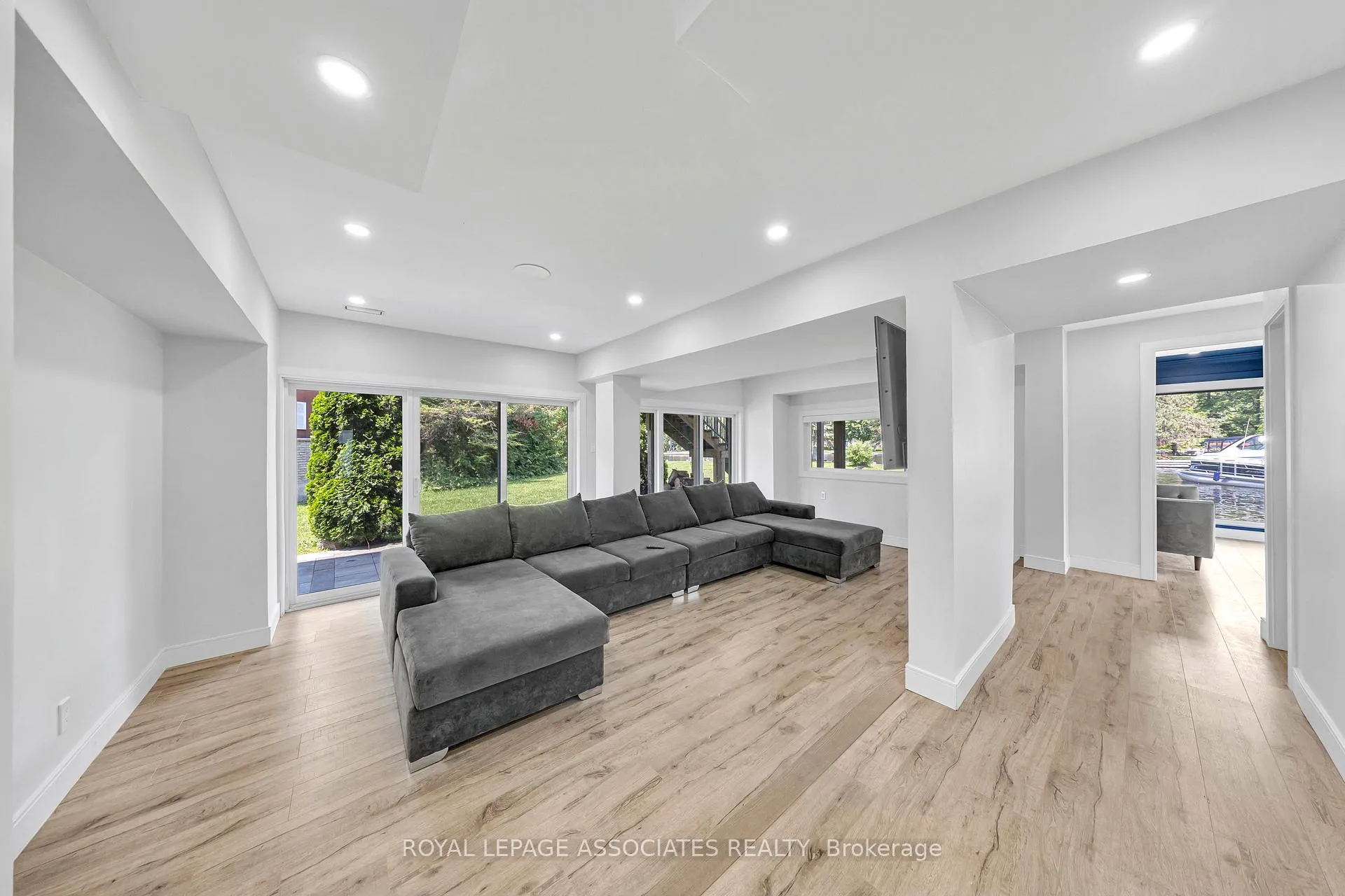 Photo 9 of 57 Poplar Crescent, Ramara, Rural Ramara — HOMEH