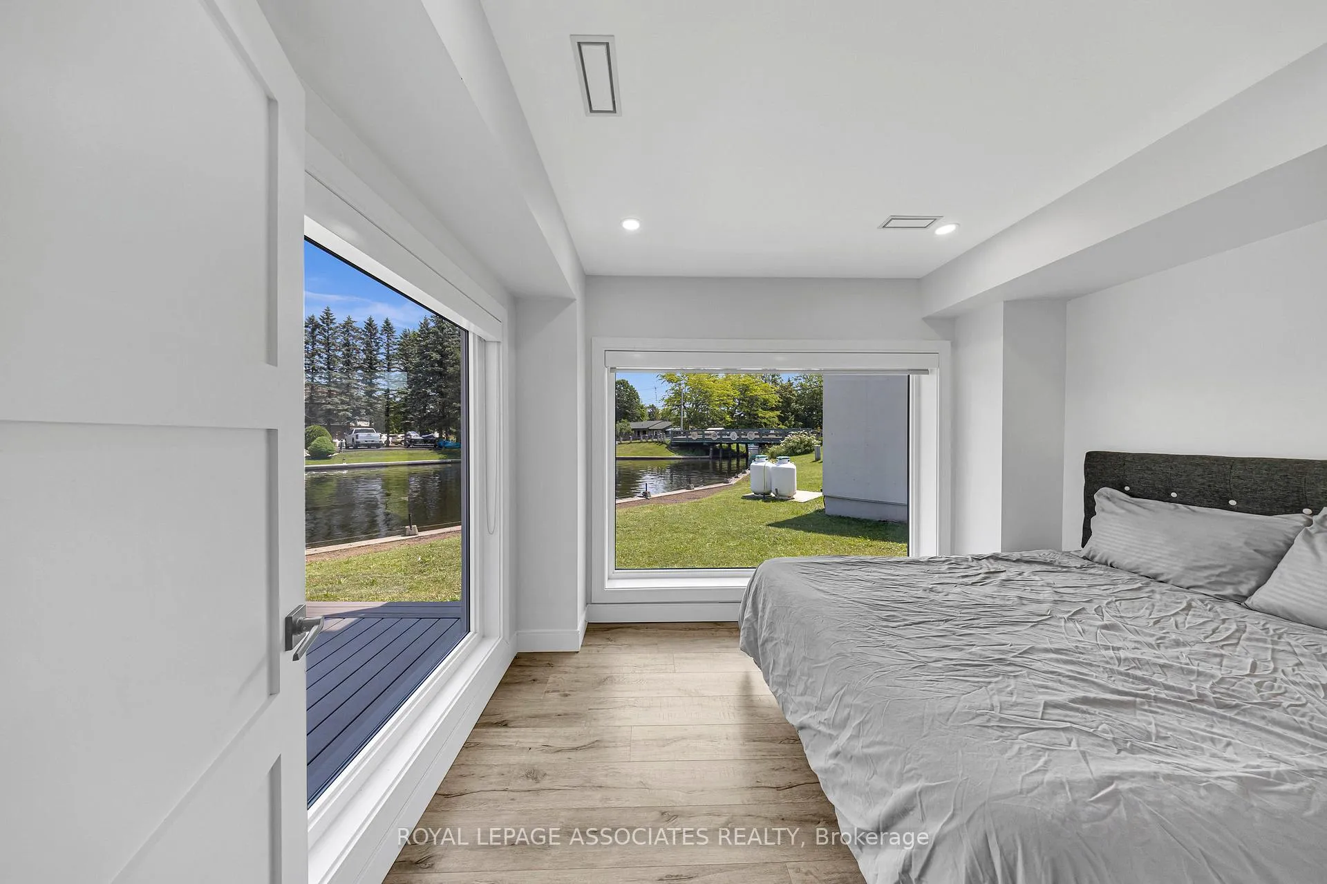 Photo 17 of 57 Poplar Crescent, Ramara, Rural Ramara — HOMEH