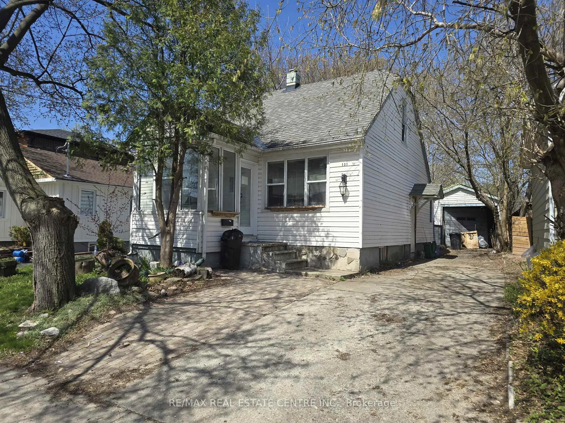 Photo 1 of 131 Stewart Street, Oakville, Central — HOMEH