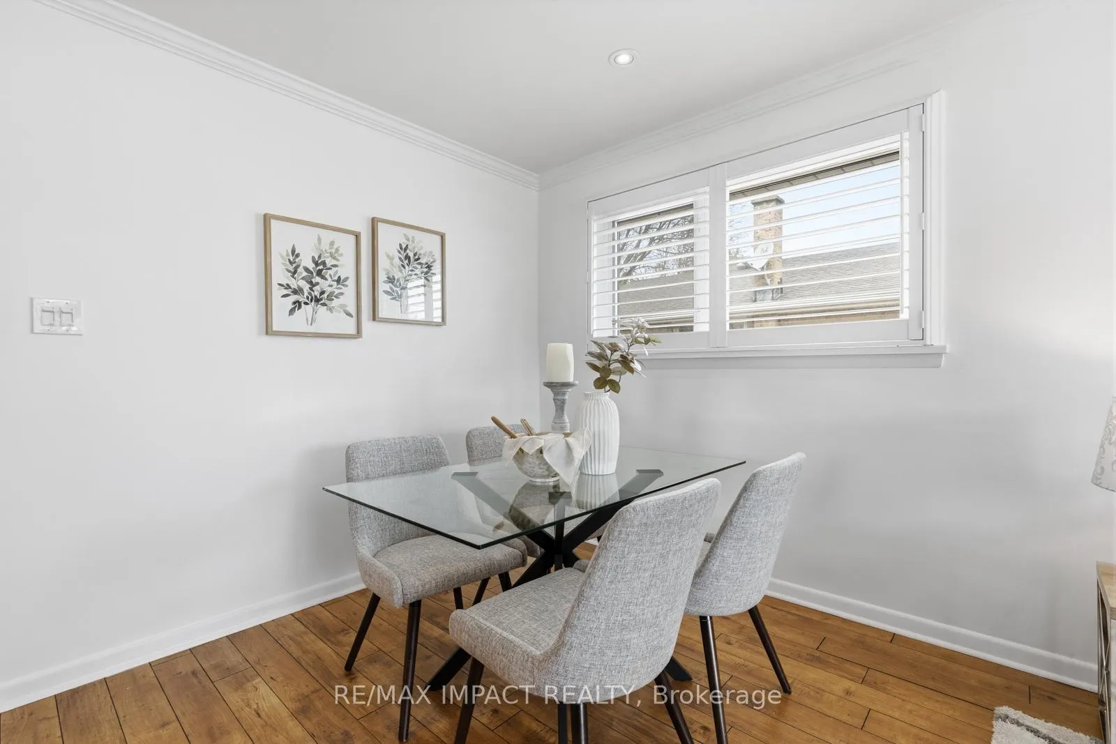 Photo 7 of 918 McCullough Drive, Whitby, Downtown Whitby — HOMEH