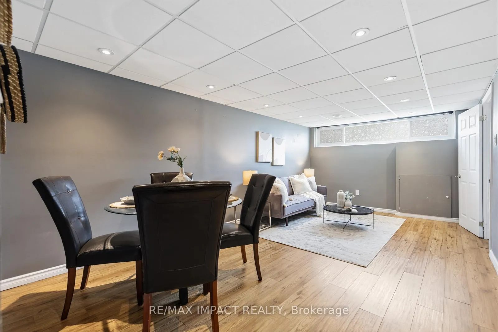 Photo 25 of 918 McCullough Drive, Whitby, Downtown Whitby — HOMEH