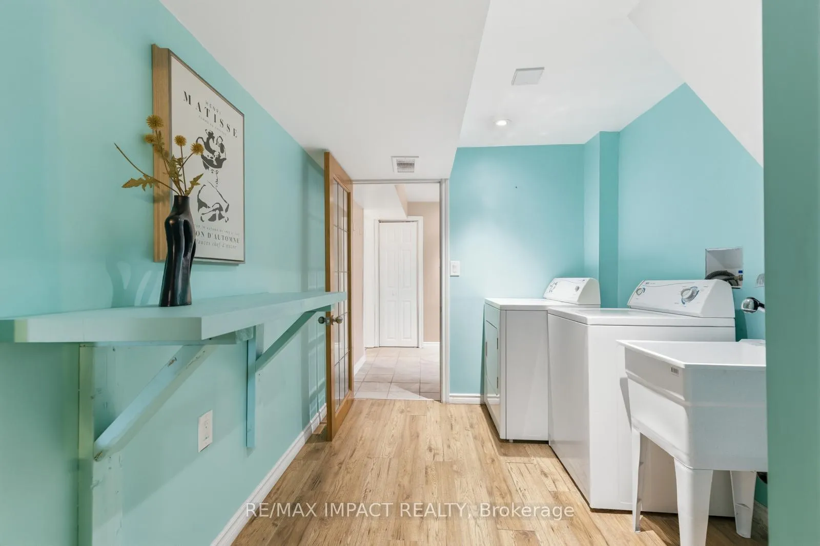 Photo 31 of 918 McCullough Drive, Whitby, Downtown Whitby — HOMEH
