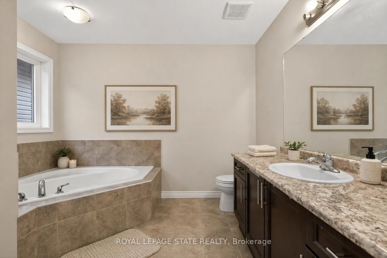Photo 35 of 79 Dolomiti Court, Hamilton, Stoney Creek — HOMEH