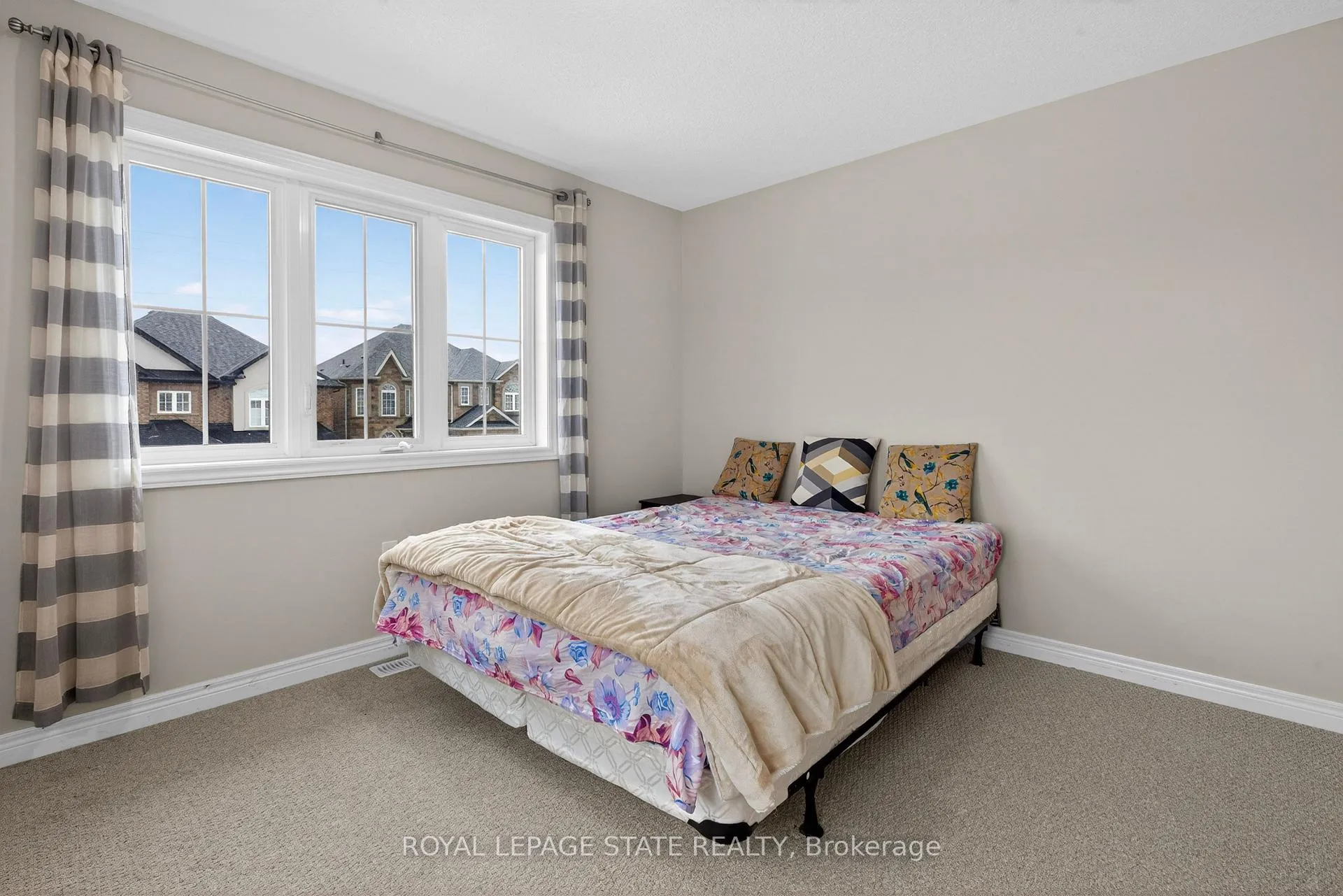 Photo 42 of 79 Dolomiti Court, Hamilton, Stoney Creek — HOMEH