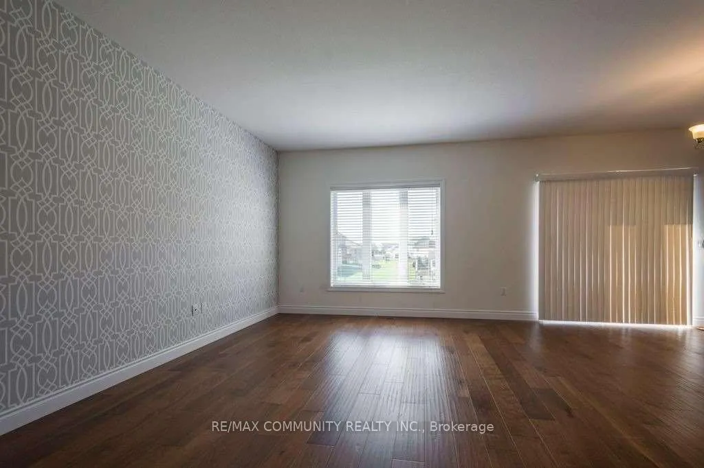 Photo 5 of 13 Laurel Street, Belleville, Thurlow Ward — HOMEH