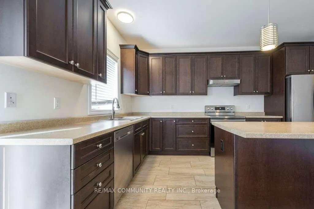 Photo 7 of 13 Laurel Street, Belleville, Thurlow Ward — HOMEH