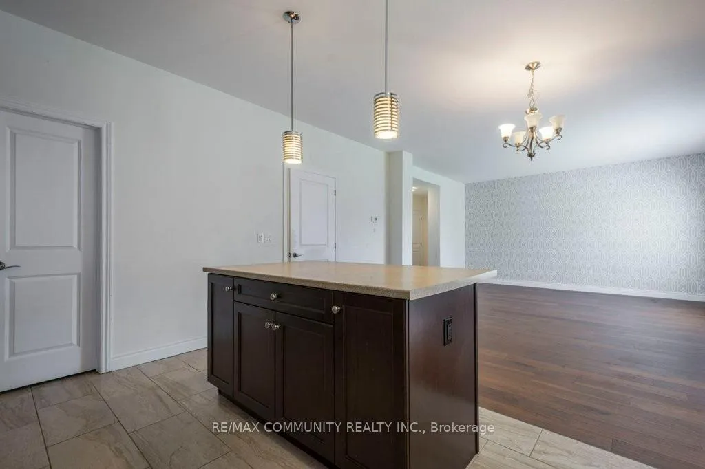 Photo 9 of 13 Laurel Street, Belleville, Thurlow Ward — HOMEH