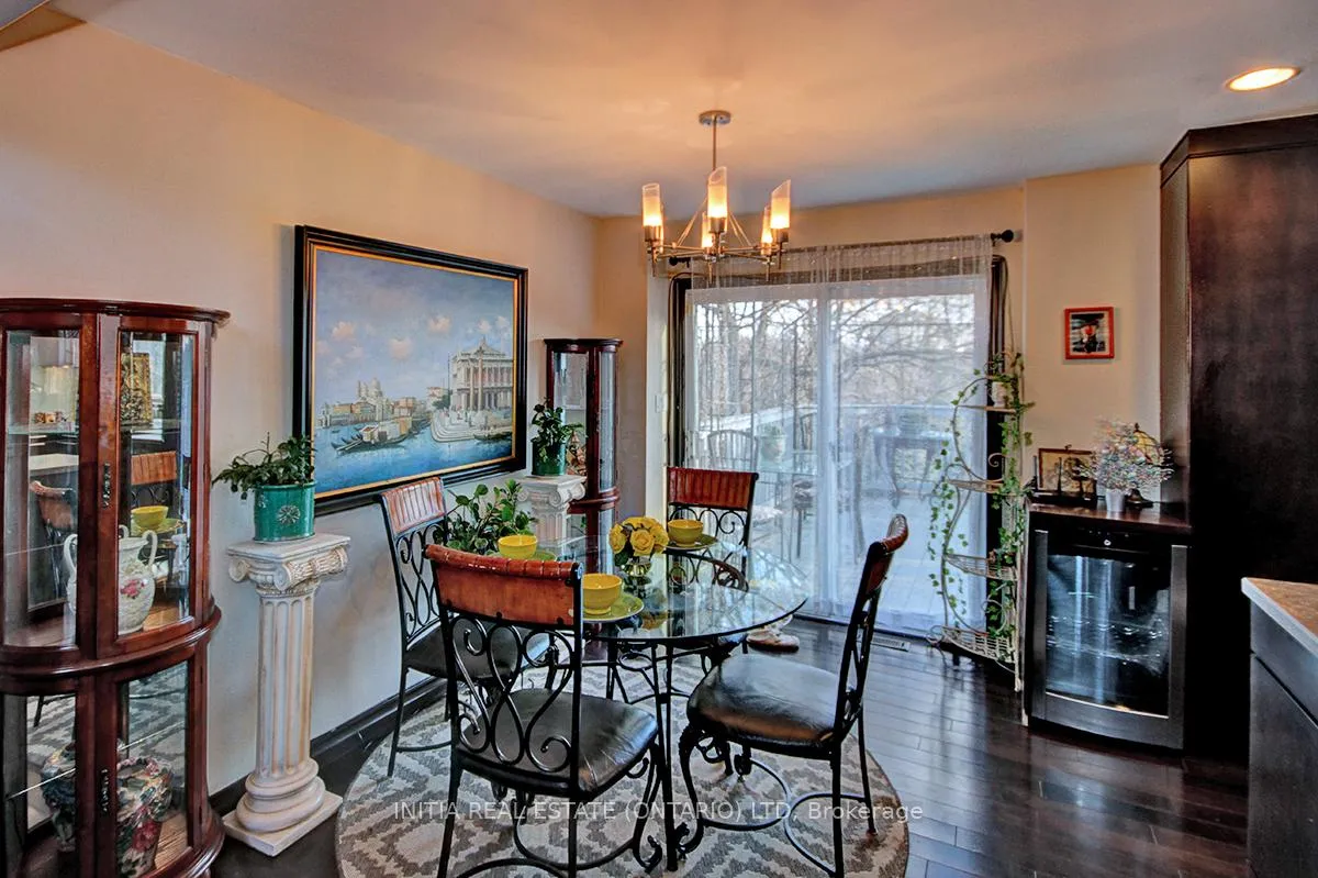 Photo 14 of 754 Riverside Drive, London, North Q — HOMEH