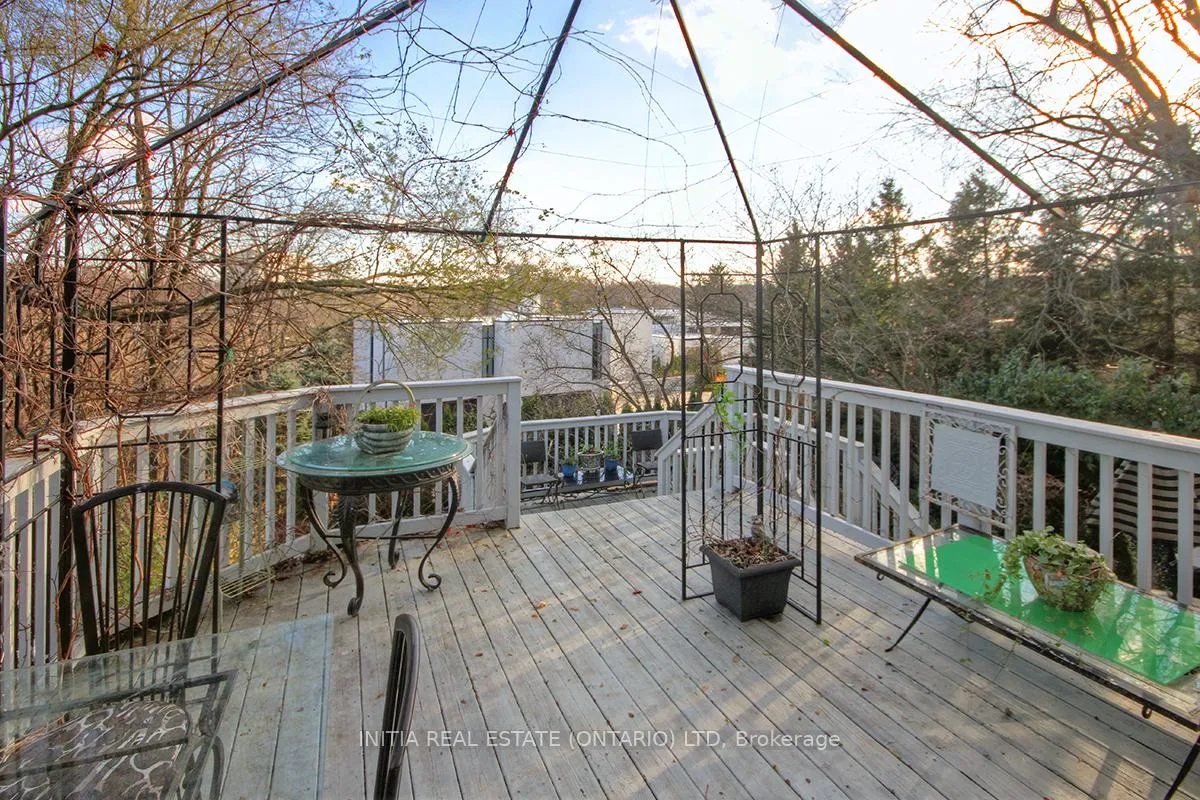 Photo 33 of 754 Riverside Drive, London, North Q — HOMEH